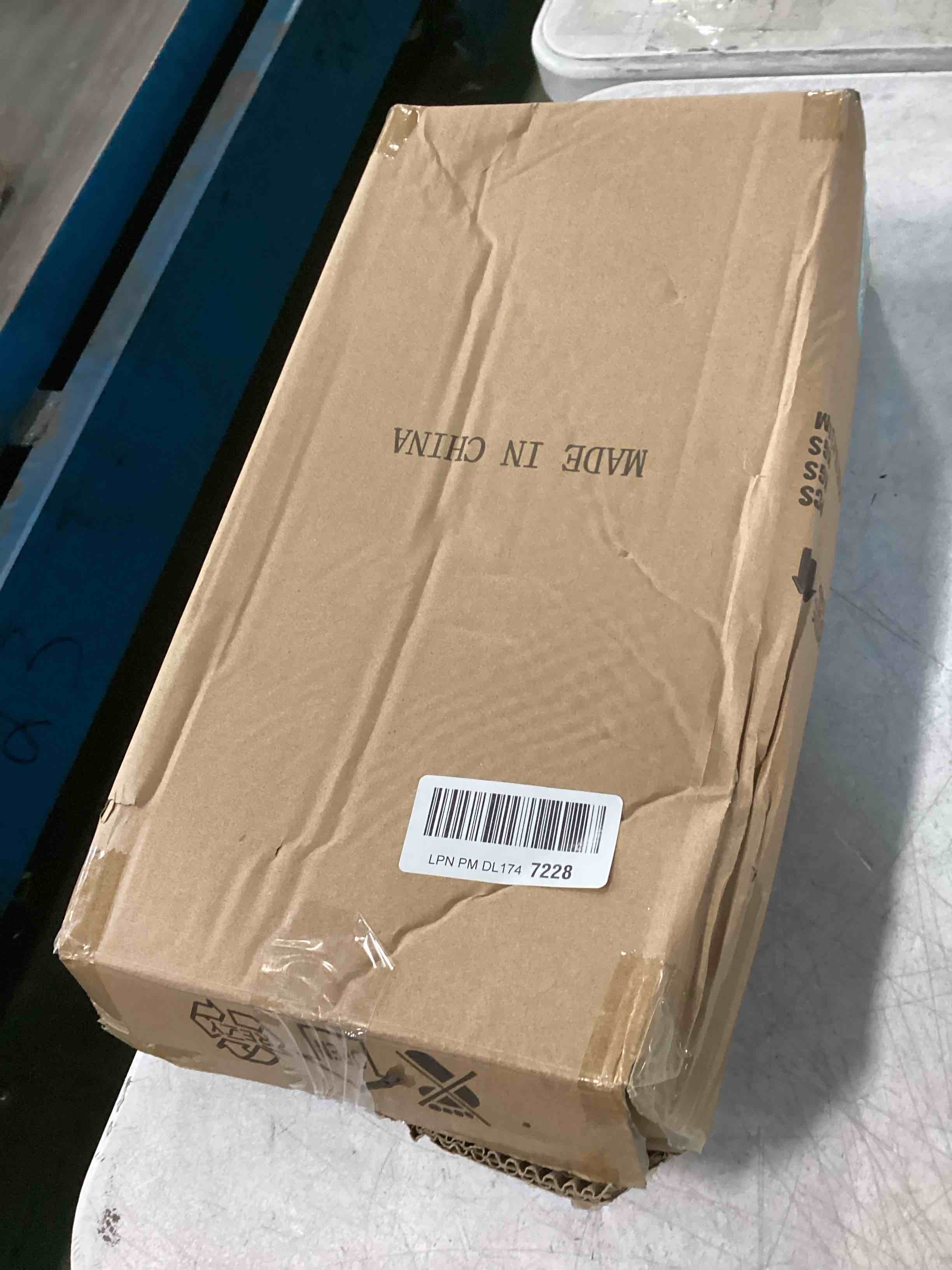 https://s3.amazonaws.com/lotting-images-prod/bidfta/TEA2271941_1746202426194.jpeg