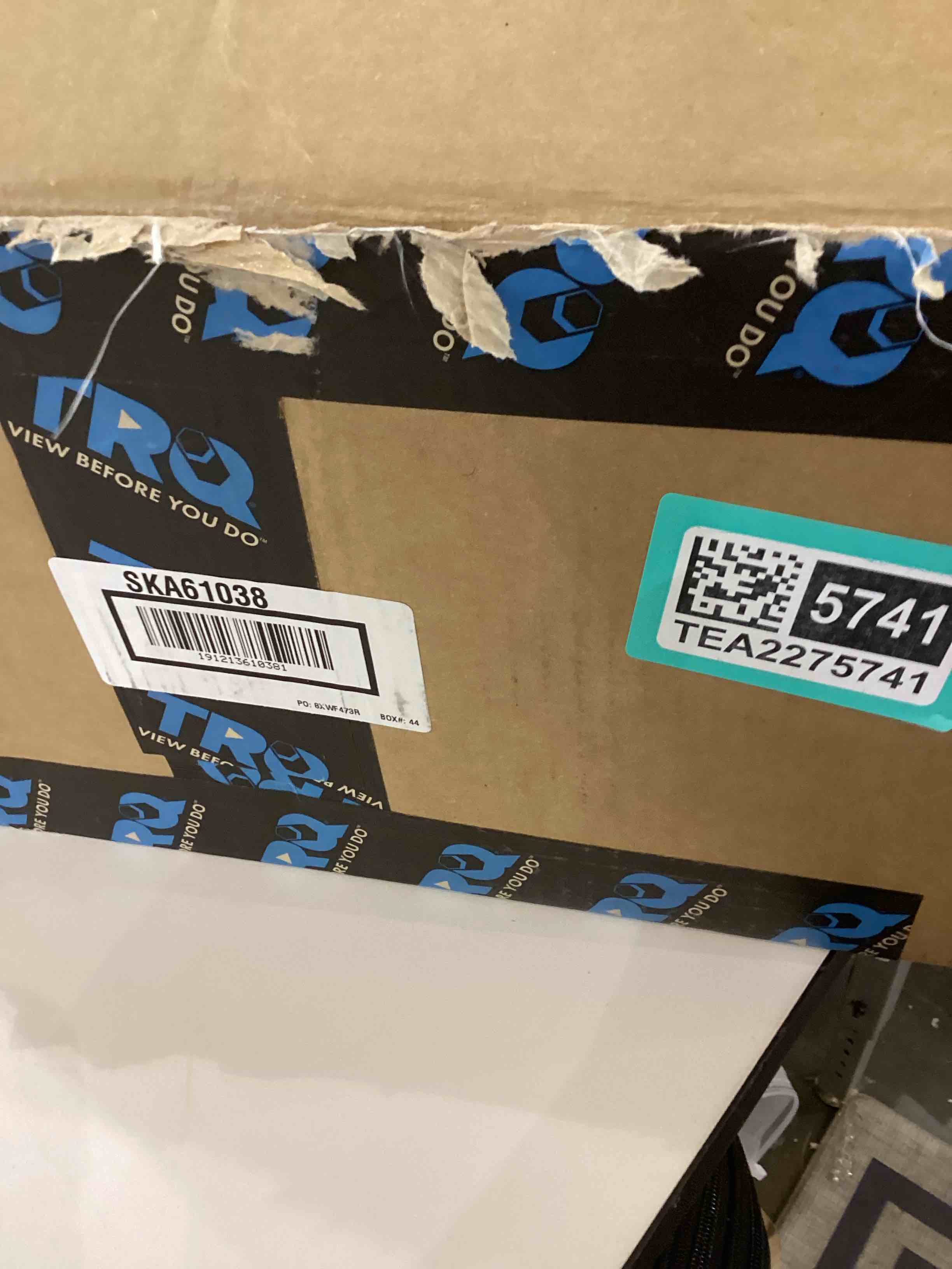 https://s3.amazonaws.com/lotting-images-prod/bidfta/TEA2275741_1756478545601.jpeg