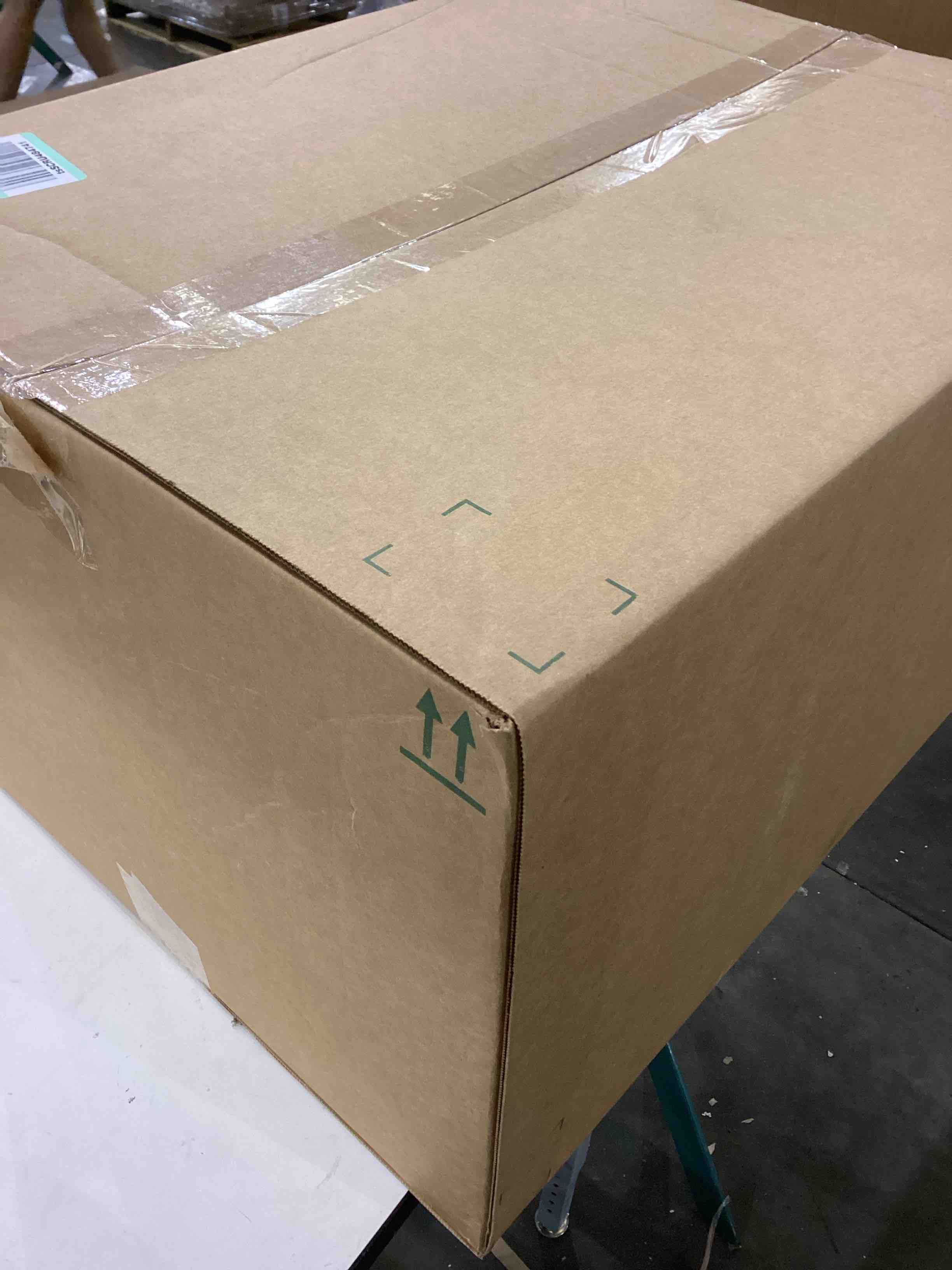 https://s3.amazonaws.com/lotting-images-prod/bidfta/TEA2289720_1758117290179.jpeg