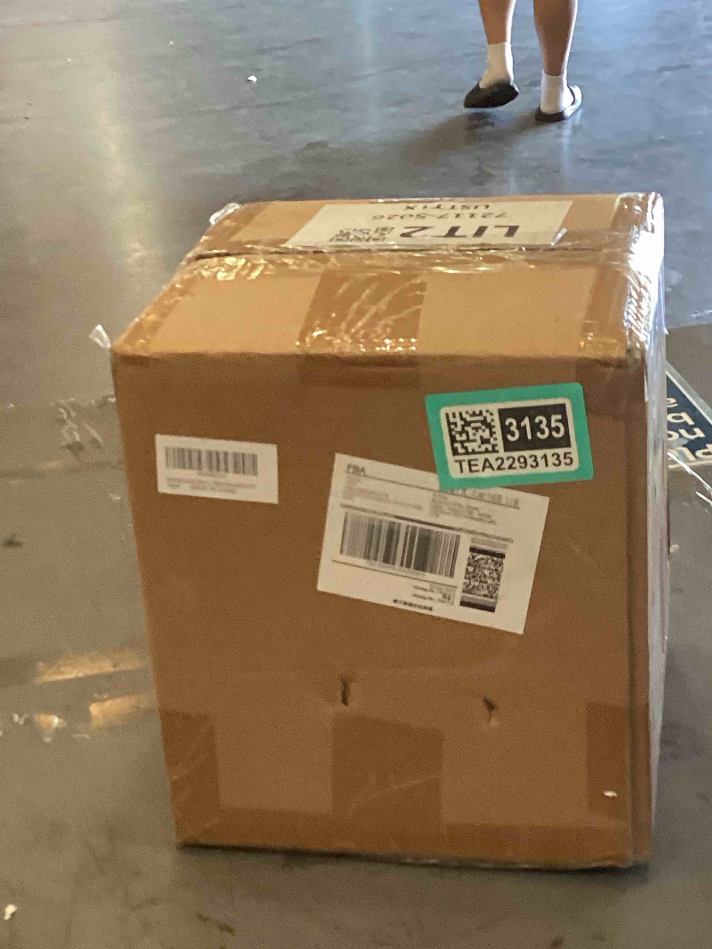 https://s3.amazonaws.com/lotting-images-prod/bidfta/TEA2293135_1757347791901.jpeg