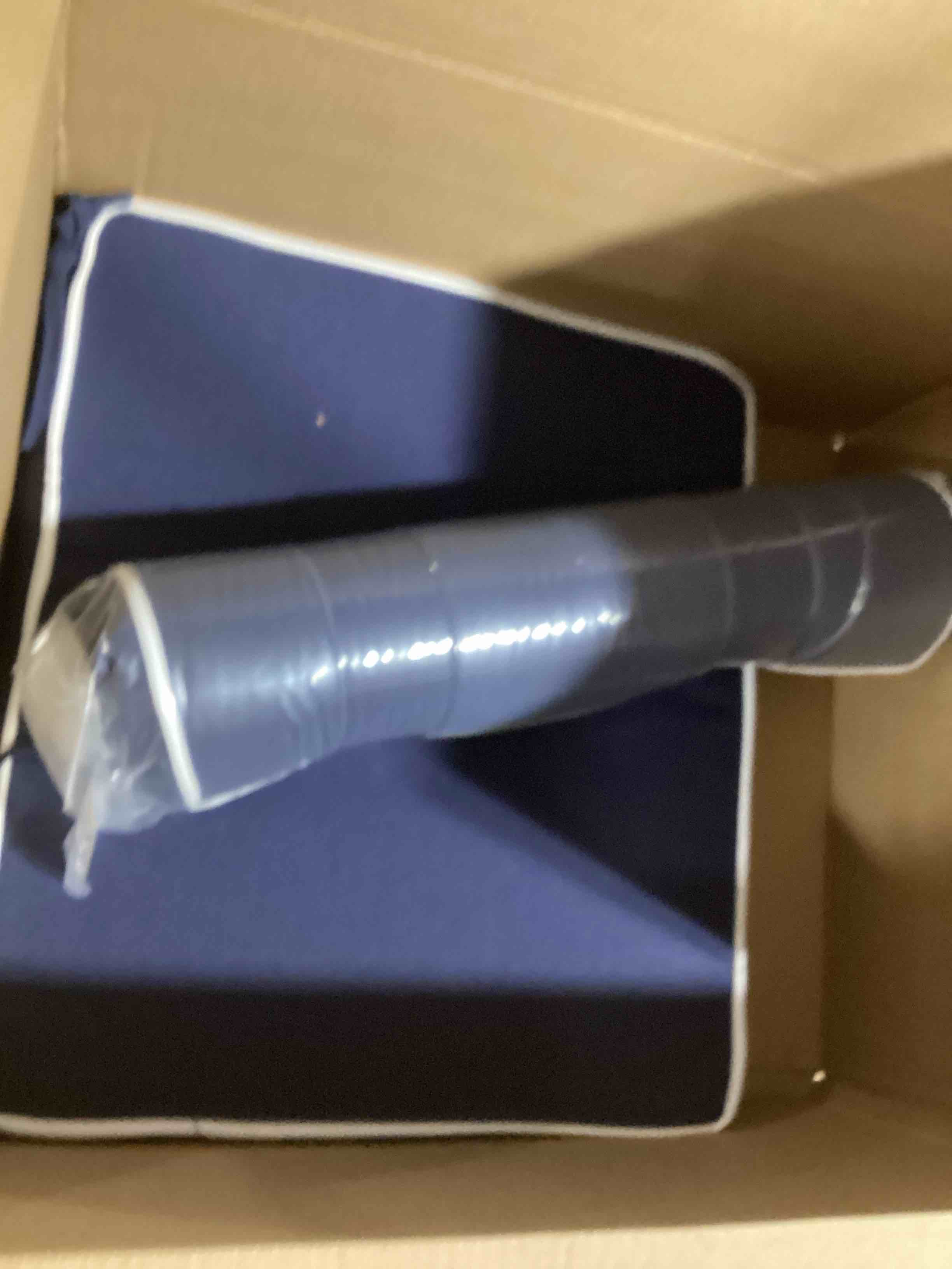 Condition photo showing Good Condition for Patio Chair Cushion Set of 2, Square Corner Outdoor Seat Cushions 18 x 16 for Patio Furniture, Water Resistant Outdoor Garden Cushion, Navy Blue Navy Blue 18 x 16inch