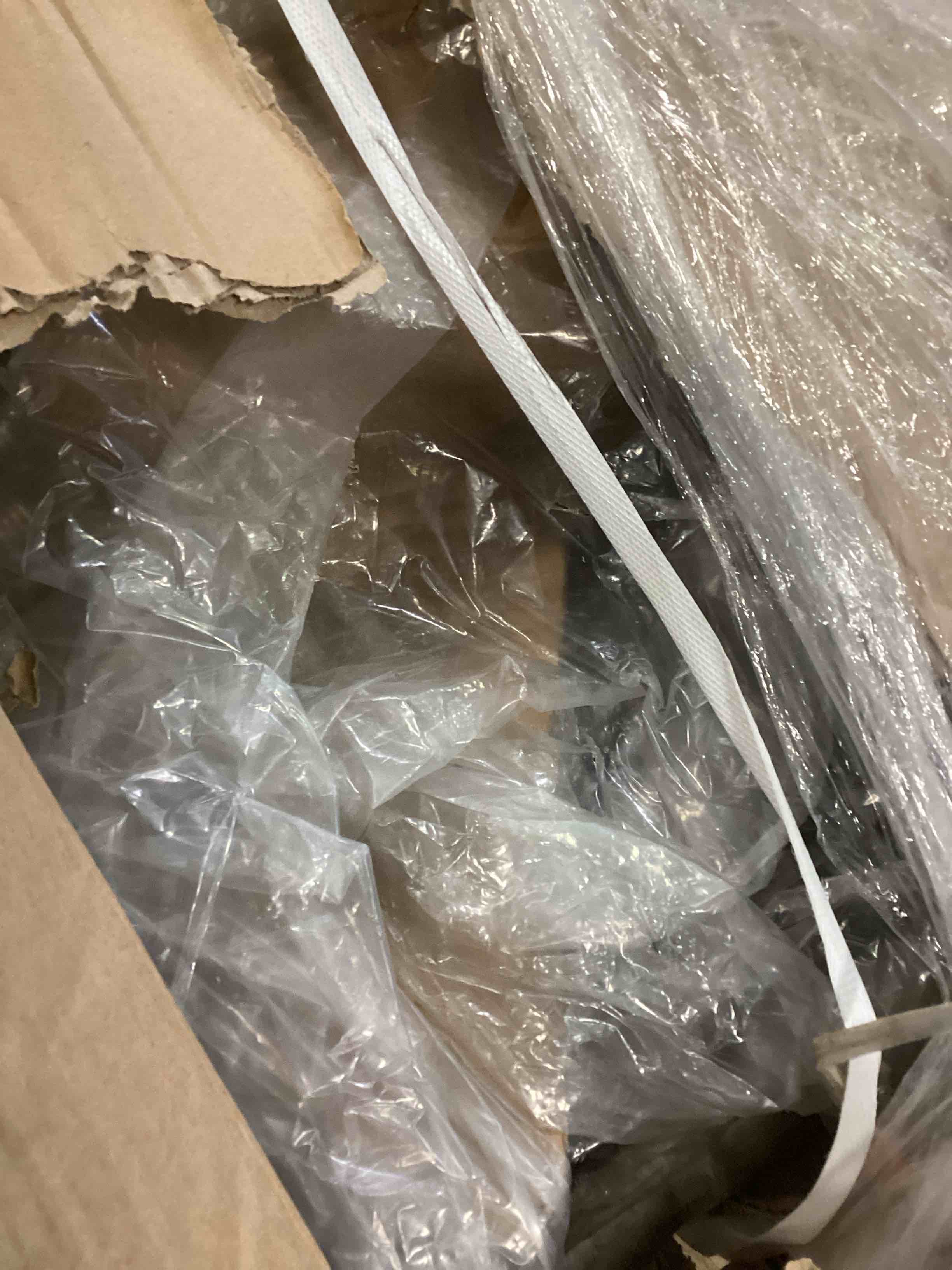 https://s3.amazonaws.com/lotting-images-prod/bidfta/TEA2320871_1744991202406.jpeg