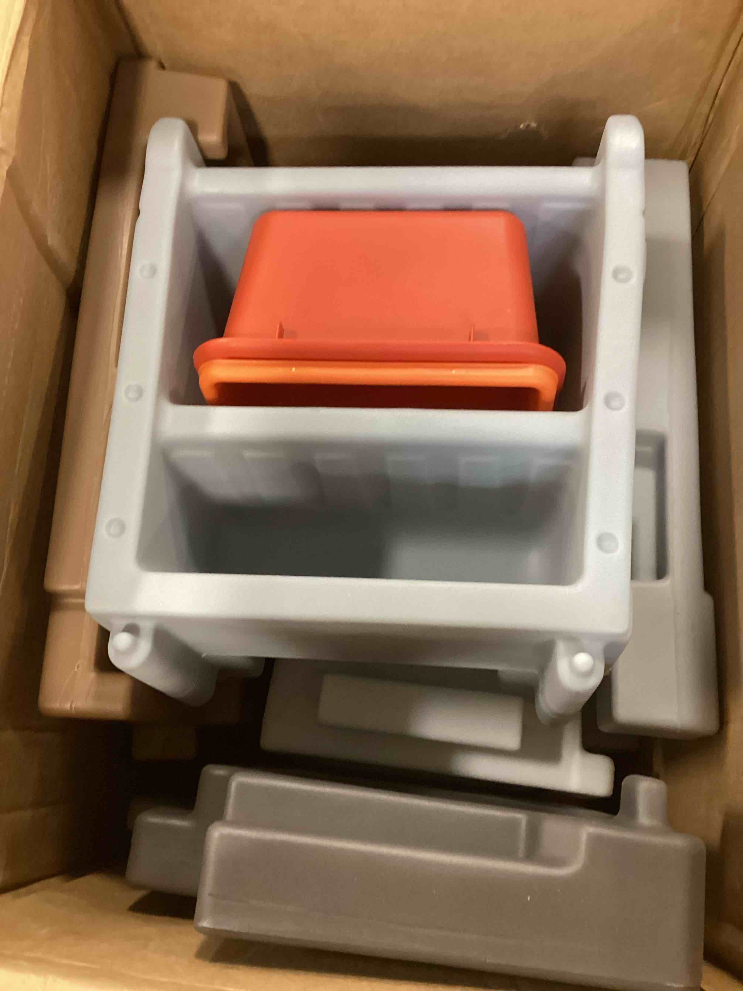 https://s3.amazonaws.com/lotting-images-prod/bidfta/TEA2321224_1745595264222.jpeg