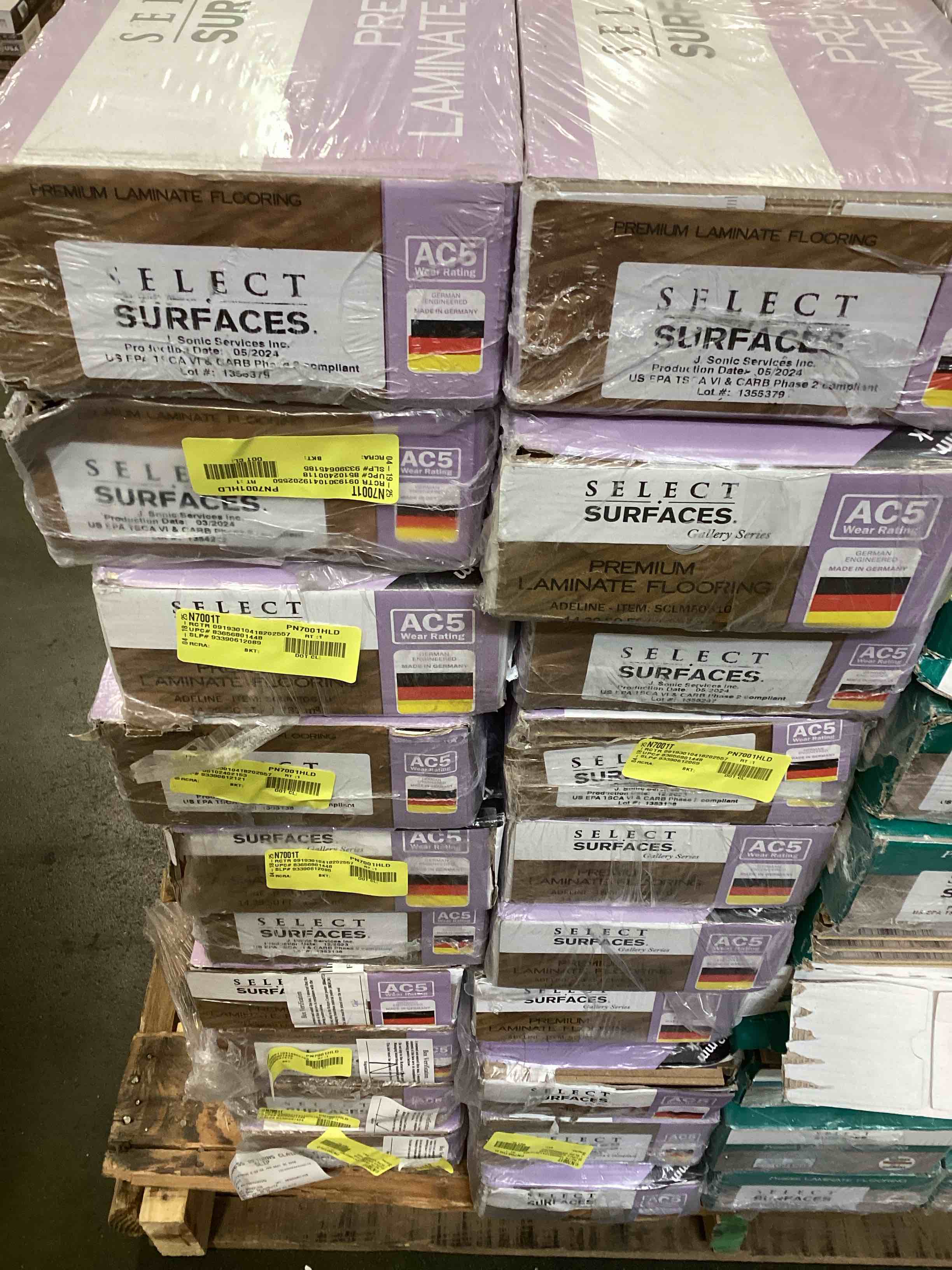 https://s3.amazonaws.com/lotting-images-prod/bidfta/TEA2321388_1746034797415.jpeg