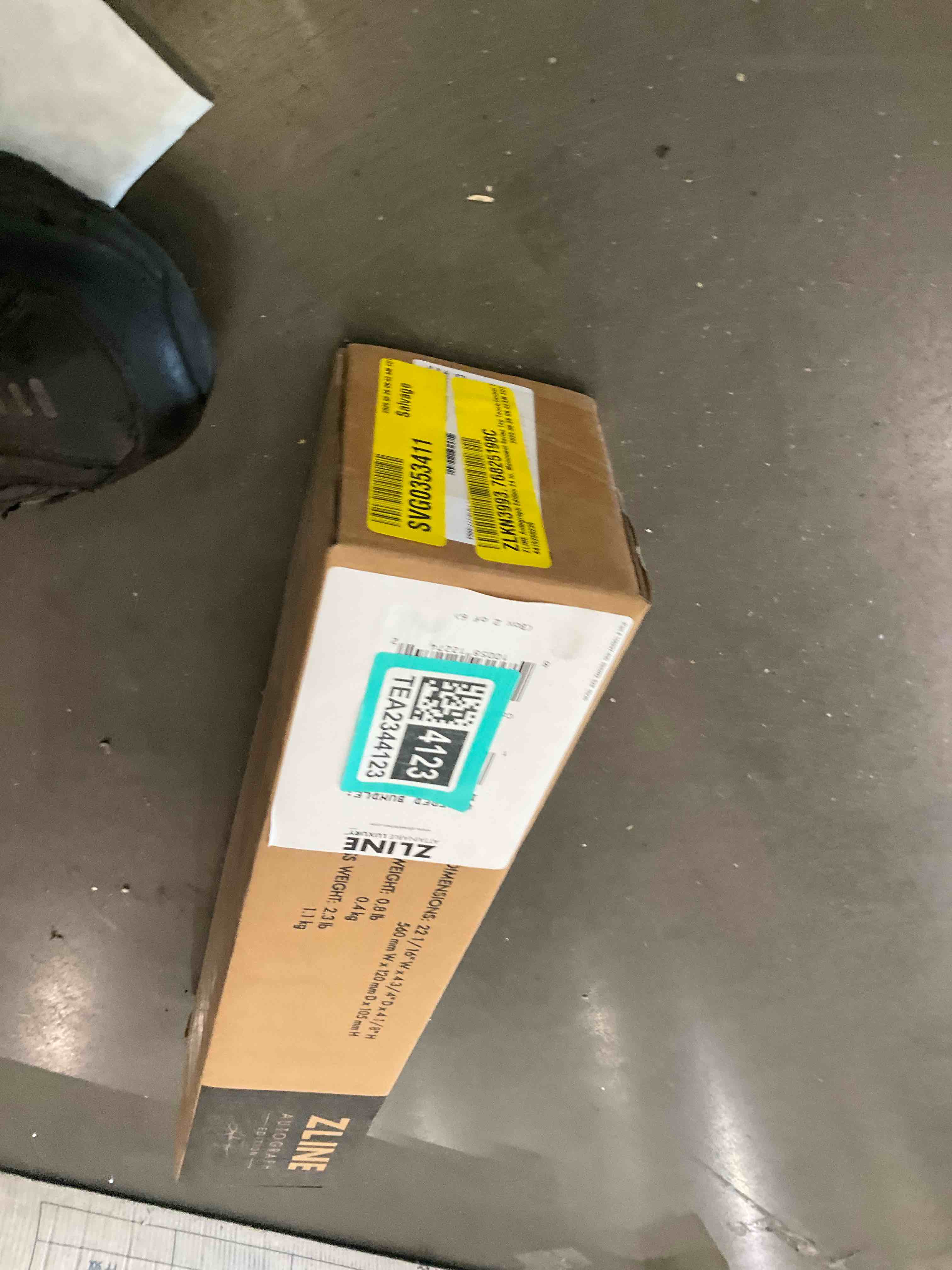 https://s3.amazonaws.com/lotting-images-prod/bidfta/TEA2344123_1752074645656.jpeg