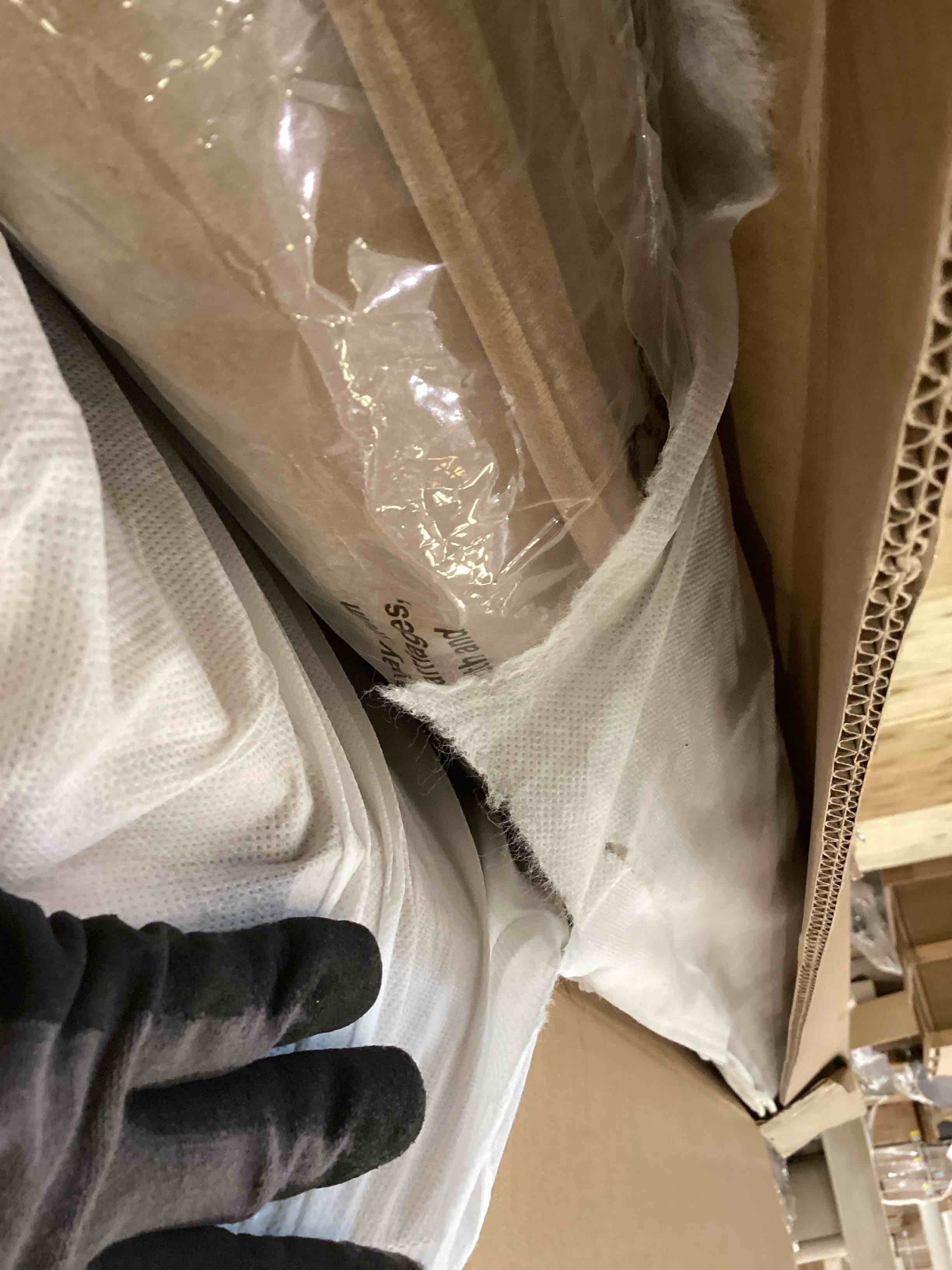 https://s3.amazonaws.com/lotting-images-prod/bidfta/TEA2344260_1752151808724.jpeg