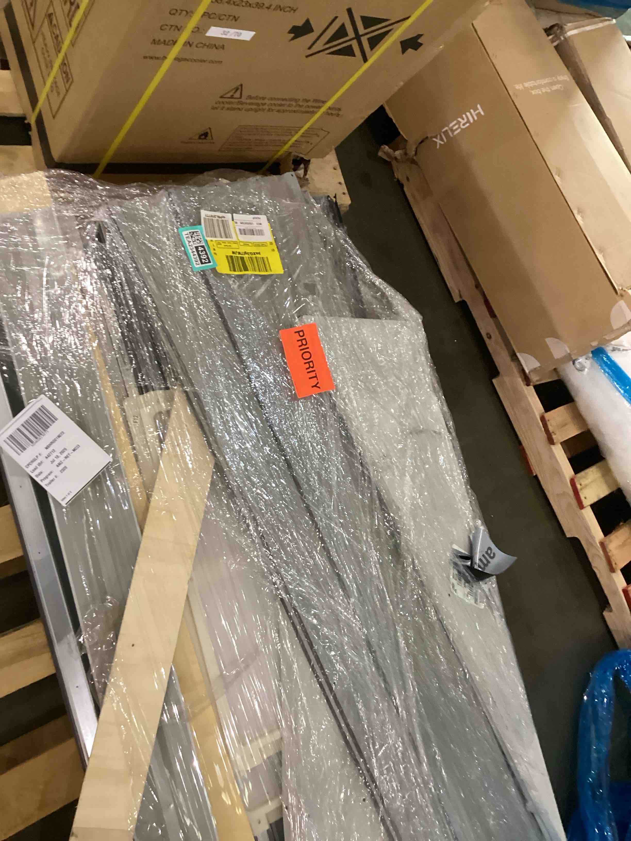 unknown product frame pieces