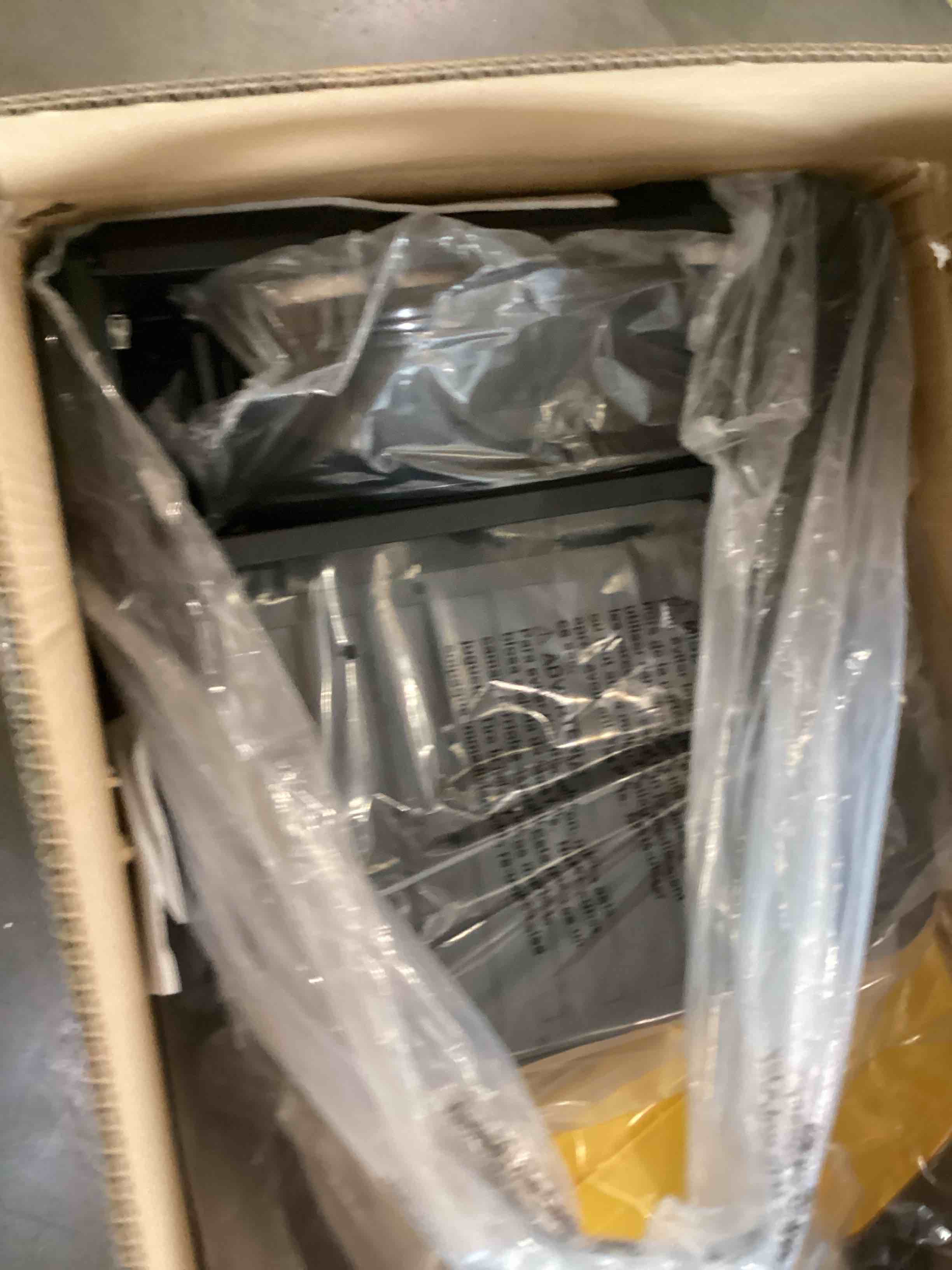 https://s3.amazonaws.com/lotting-images-prod/bidfta/TEA2344418_1752236868767.jpeg