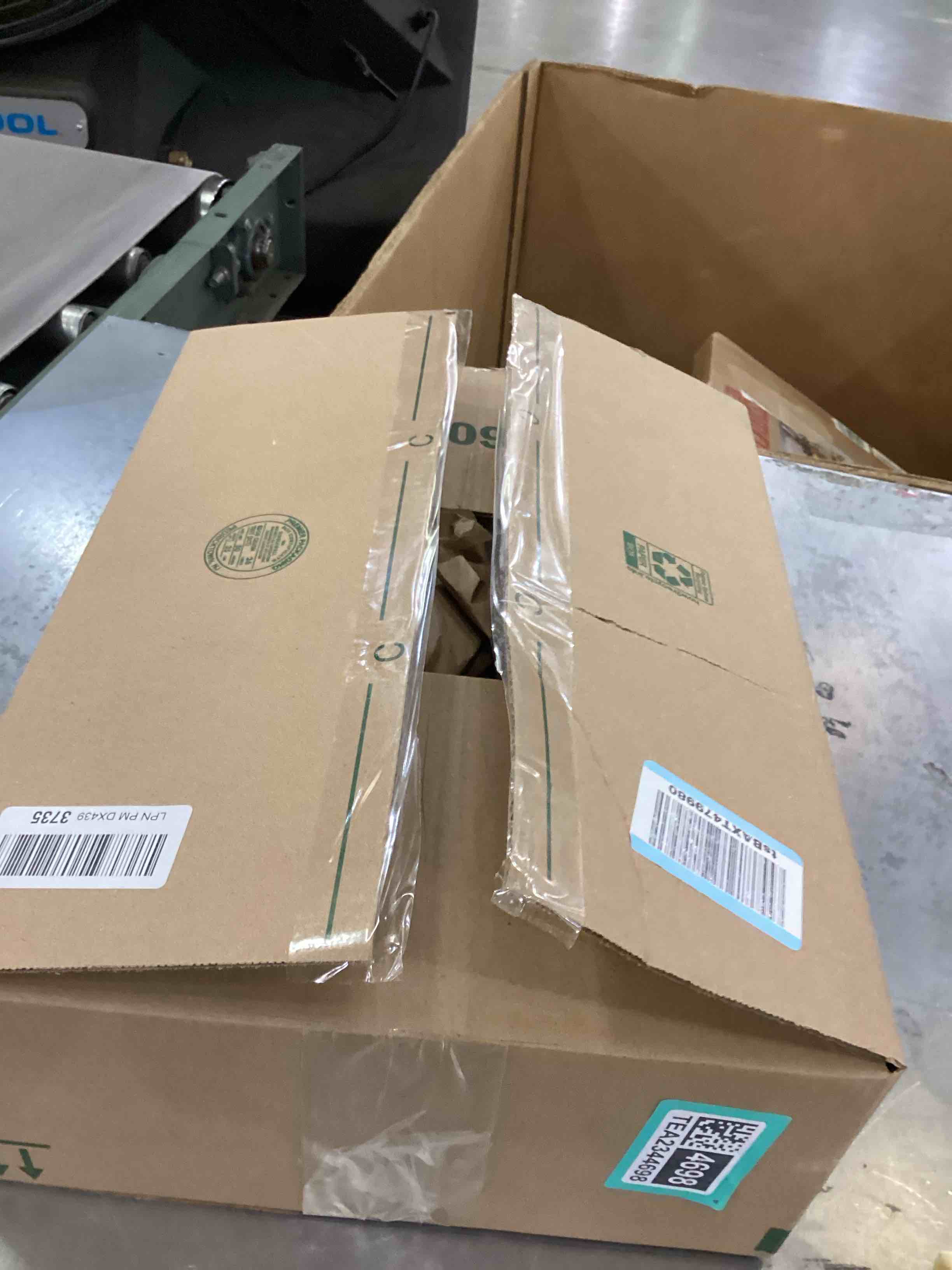 https://s3.amazonaws.com/lotting-images-prod/bidfta/TEA2344698_1752593069710.jpeg