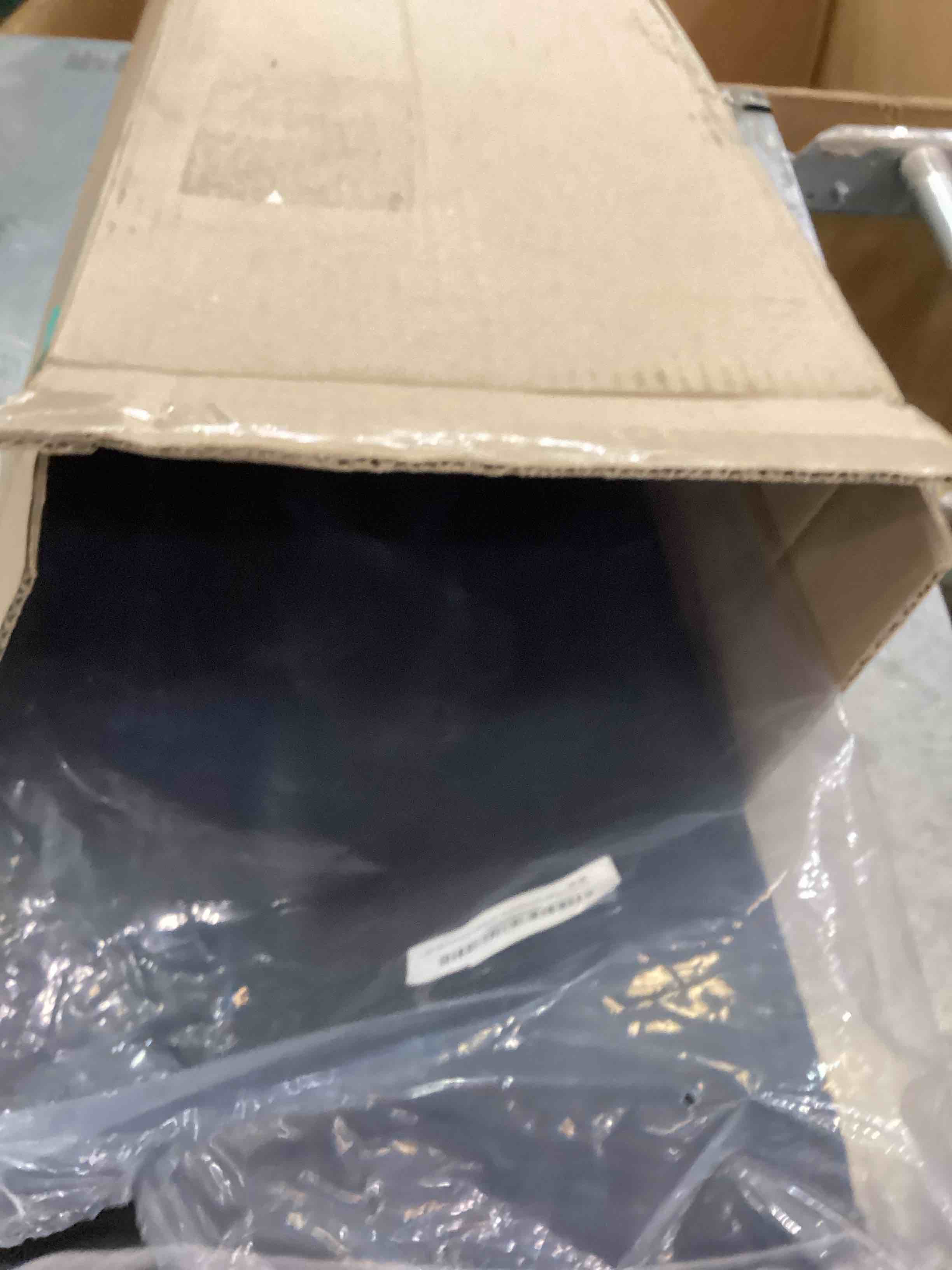 https://s3.amazonaws.com/lotting-images-prod/bidfta/TEA2344703_1752597656938.jpeg
