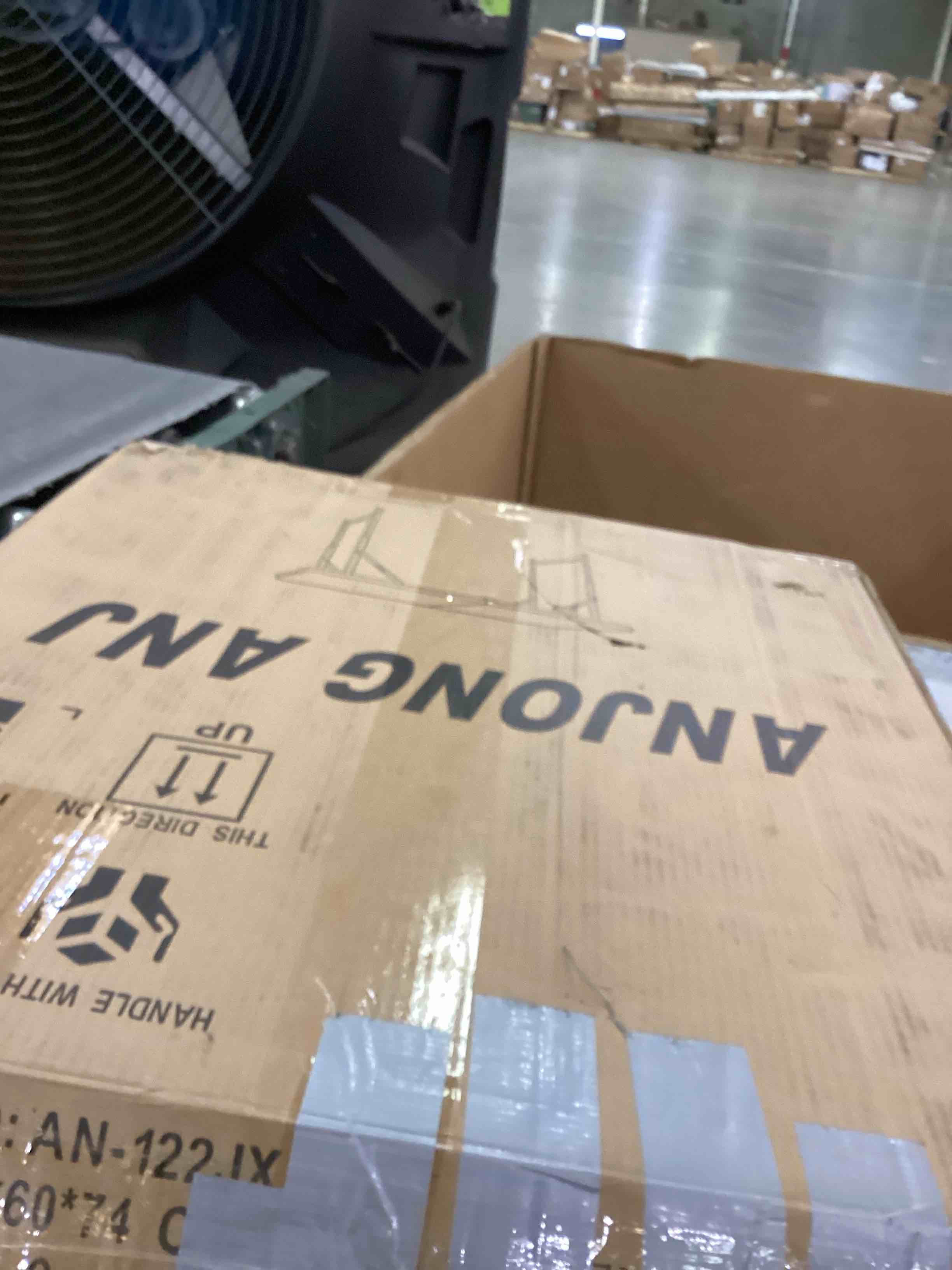 https://s3.amazonaws.com/lotting-images-prod/bidfta/TEA2344755_1752600953808.jpeg