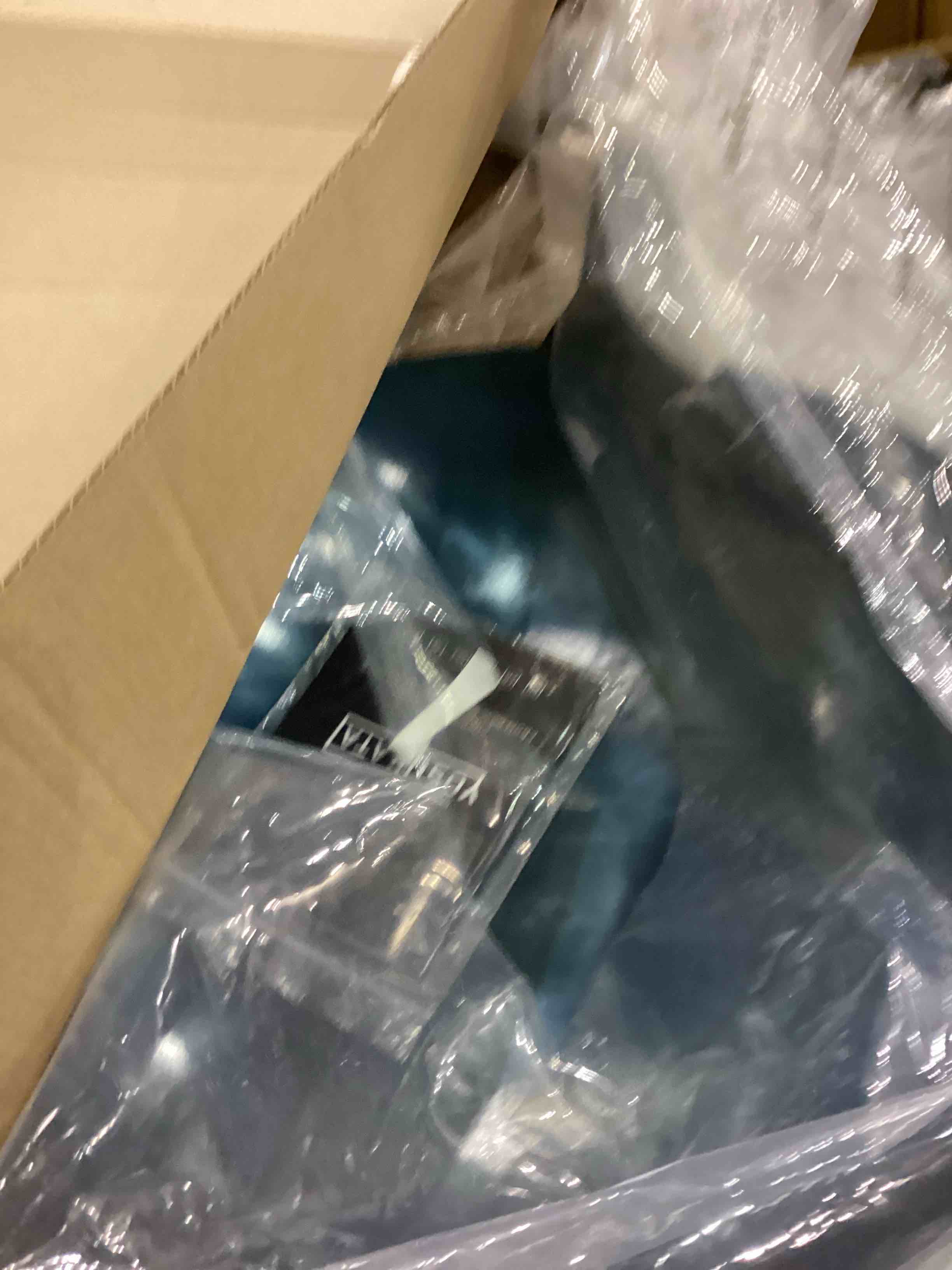 https://s3.amazonaws.com/lotting-images-prod/bidfta/TEA2344871_1752666718534.jpeg