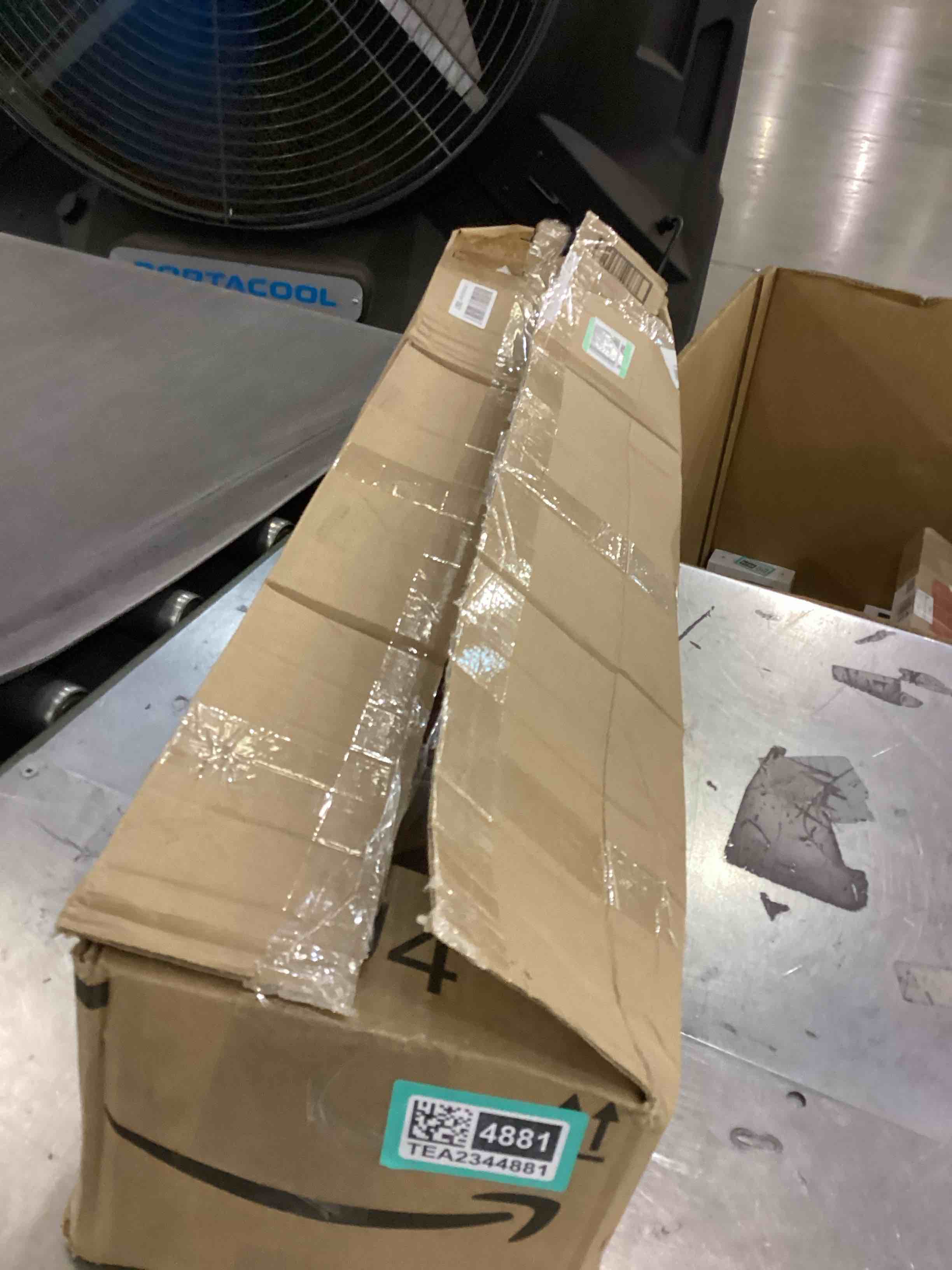 https://s3.amazonaws.com/lotting-images-prod/bidfta/TEA2344881_1752667881258.jpeg