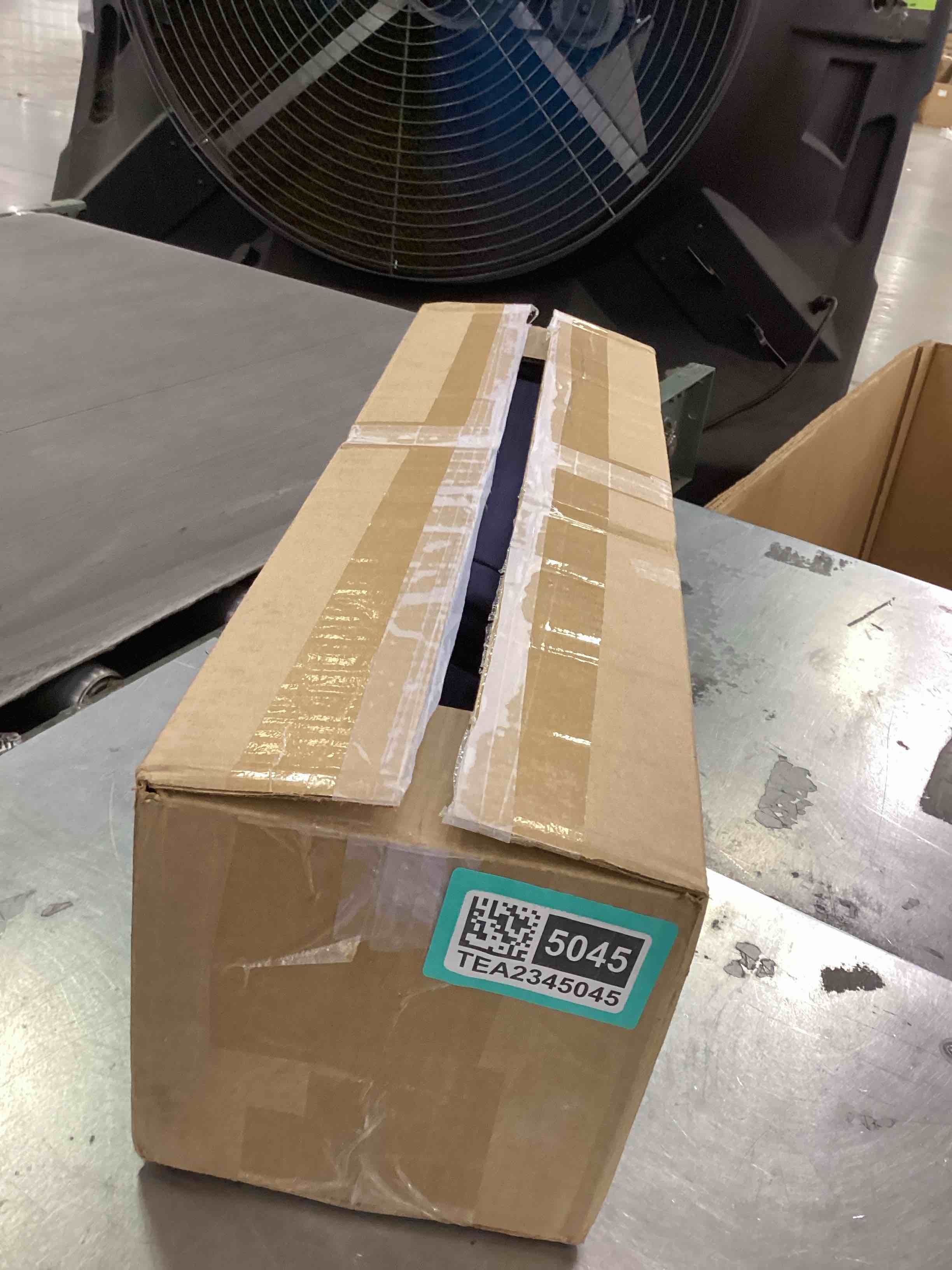 https://s3.amazonaws.com/lotting-images-prod/bidfta/TEA2345045_1752677943803.jpeg