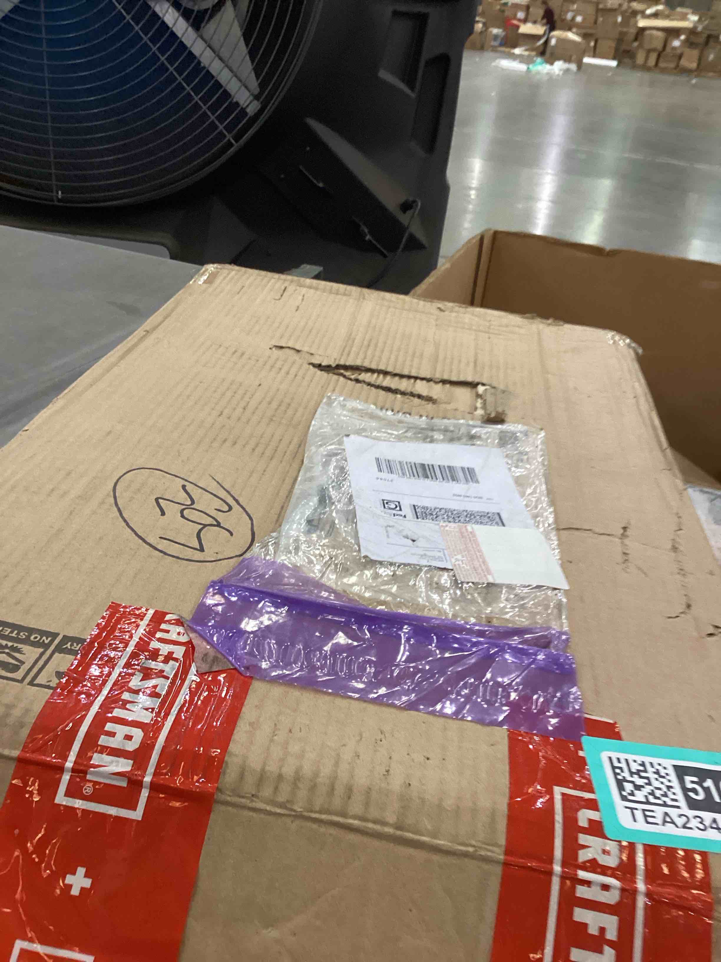 https://s3.amazonaws.com/lotting-images-prod/bidfta/TEA2345109_1752685299131.jpeg