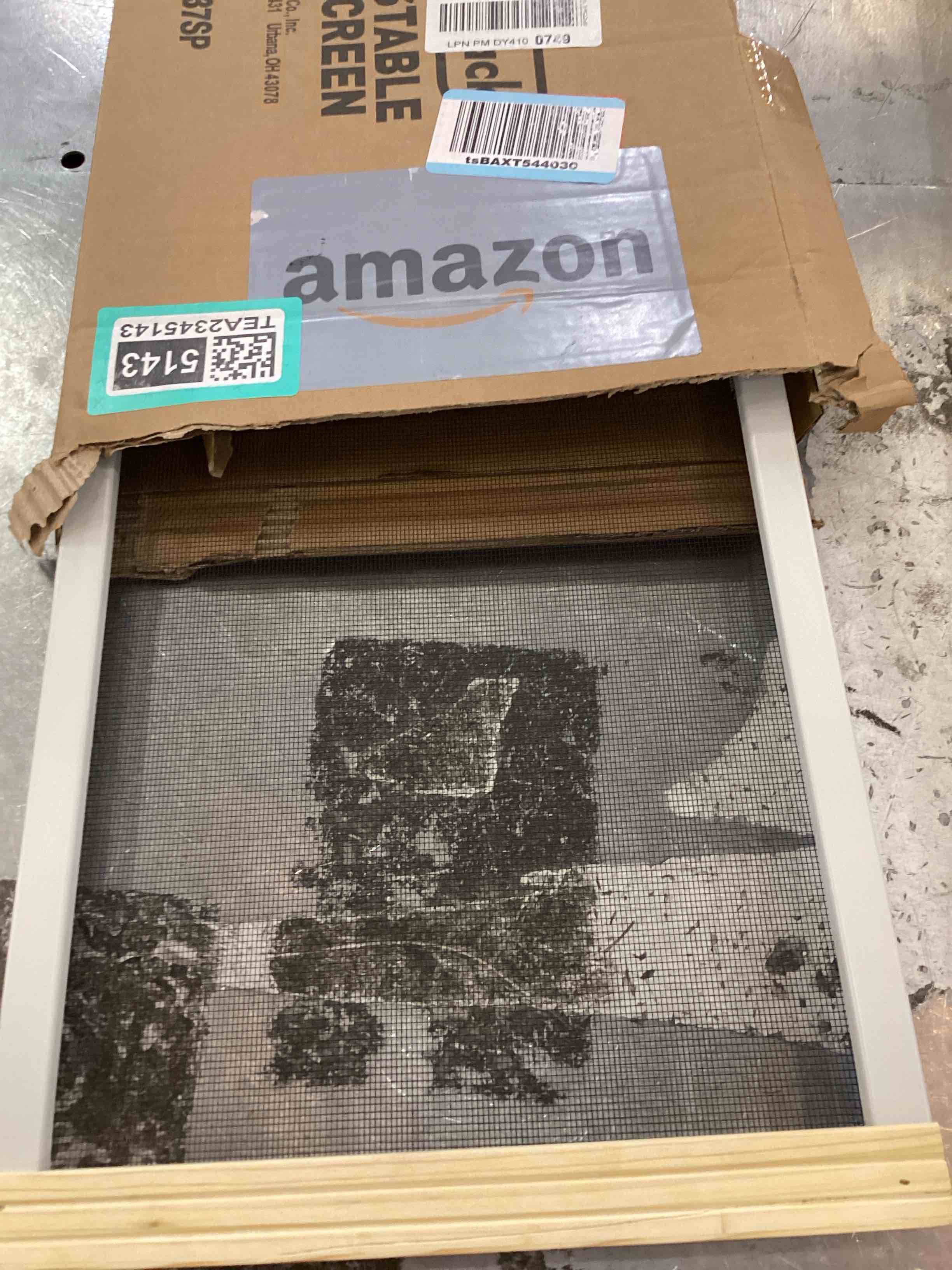 https://s3.amazonaws.com/lotting-images-prod/bidfta/TEA2345143_1752684624392.jpeg