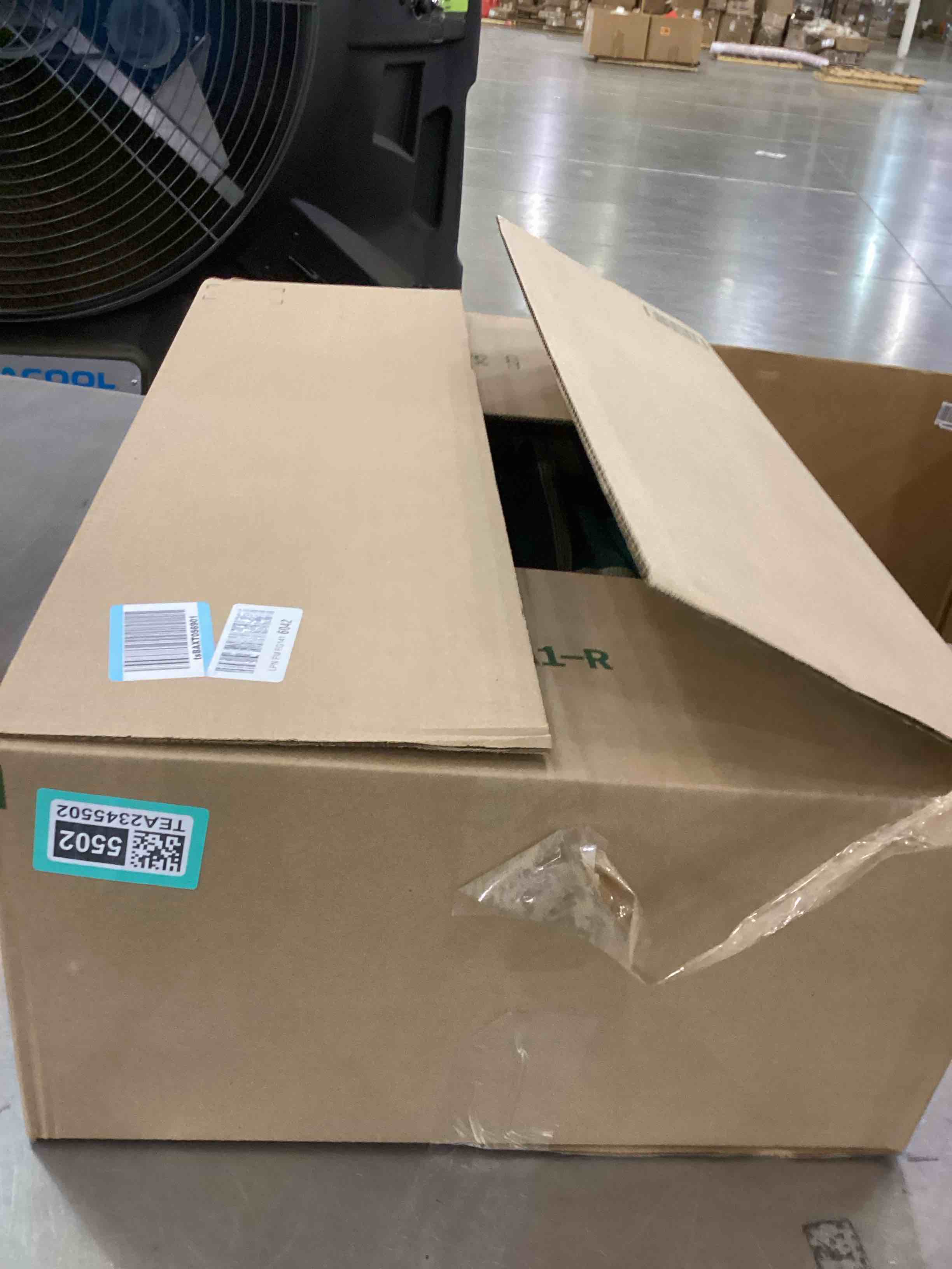 https://s3.amazonaws.com/lotting-images-prod/bidfta/TEA2345502_1752759565551.jpeg