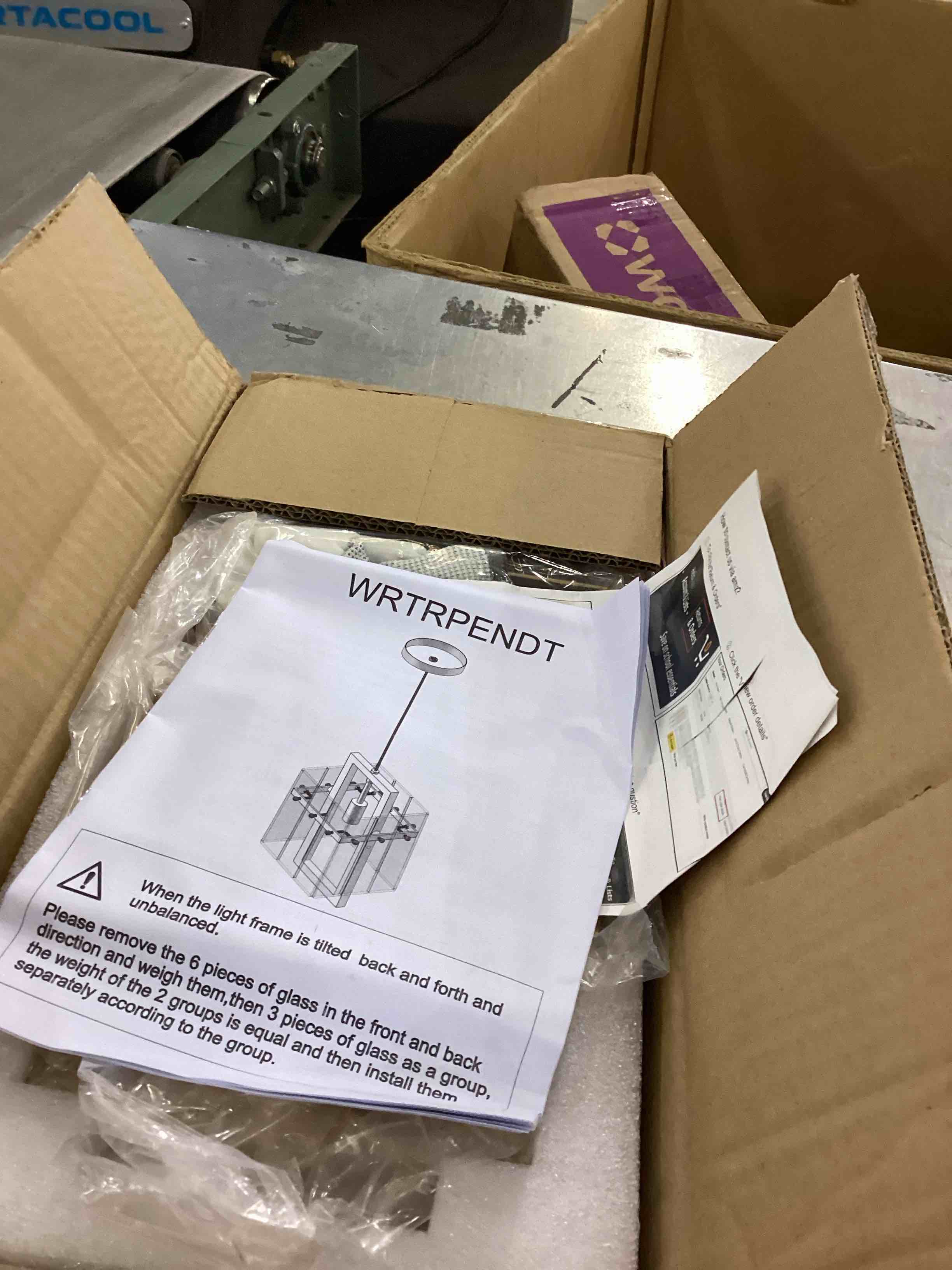 https://s3.amazonaws.com/lotting-images-prod/bidfta/TEA2346017_1752842984159.jpeg