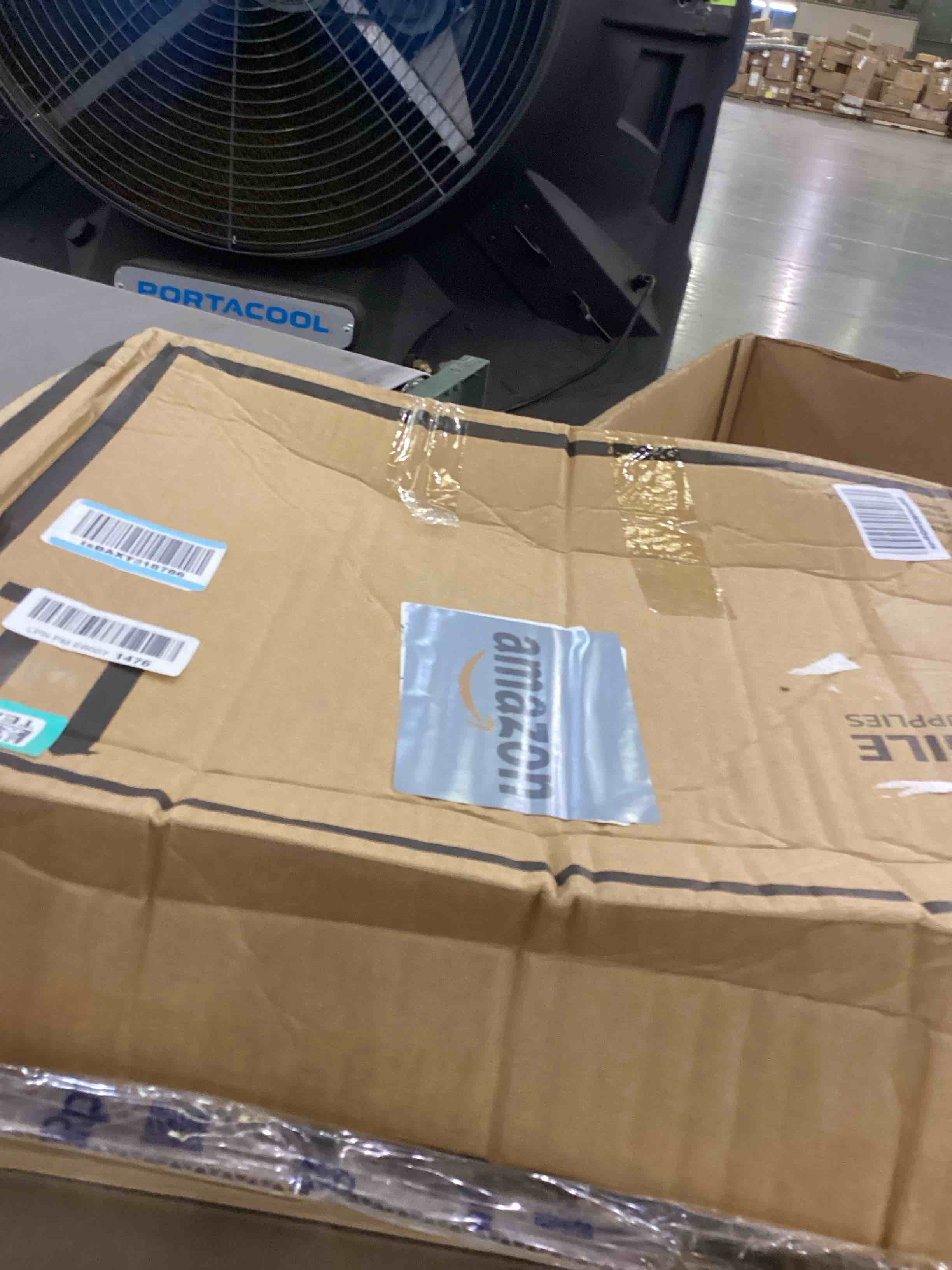 https://s3.amazonaws.com/lotting-images-prod/bidfta/TEA2346026_1752845017254.jpeg
