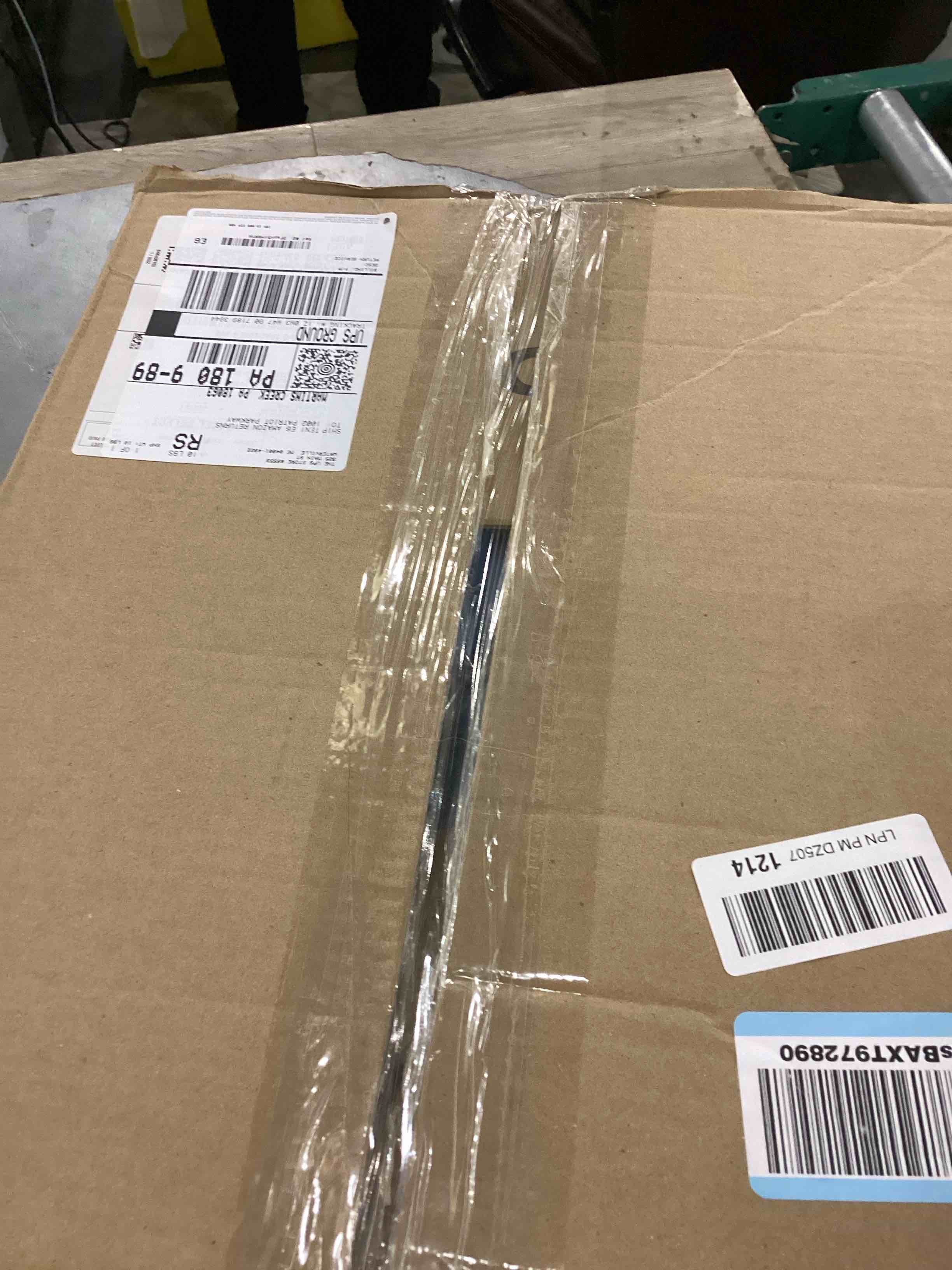https://s3.amazonaws.com/lotting-images-prod/bidfta/TEA2346042_1752846126277.jpeg