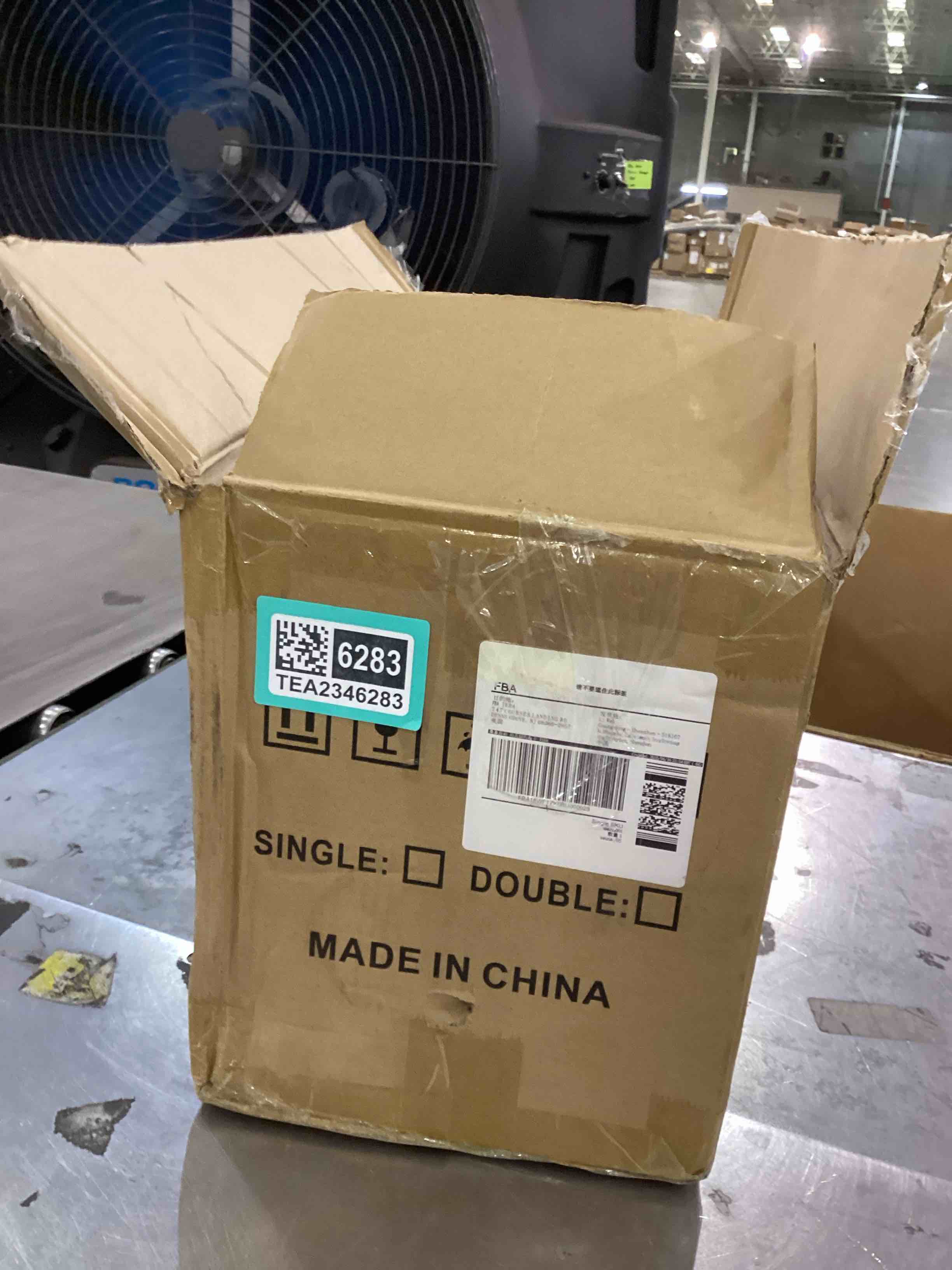 https://s3.amazonaws.com/lotting-images-prod/bidfta/TEA2346283_1752860414982.jpeg