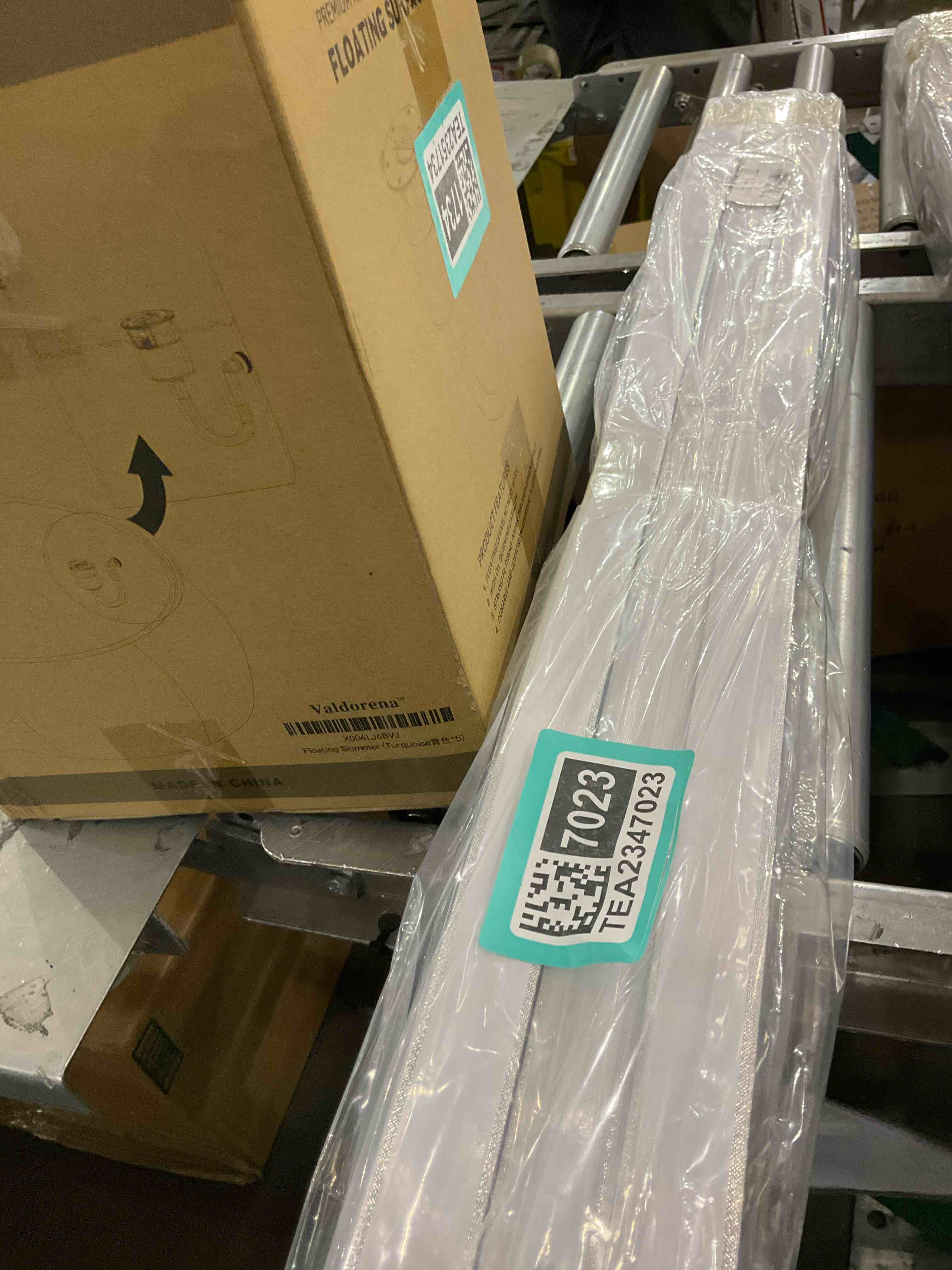 https://s3.amazonaws.com/lotting-images-prod/bidfta/TEA2347025_1750944535872.jpeg