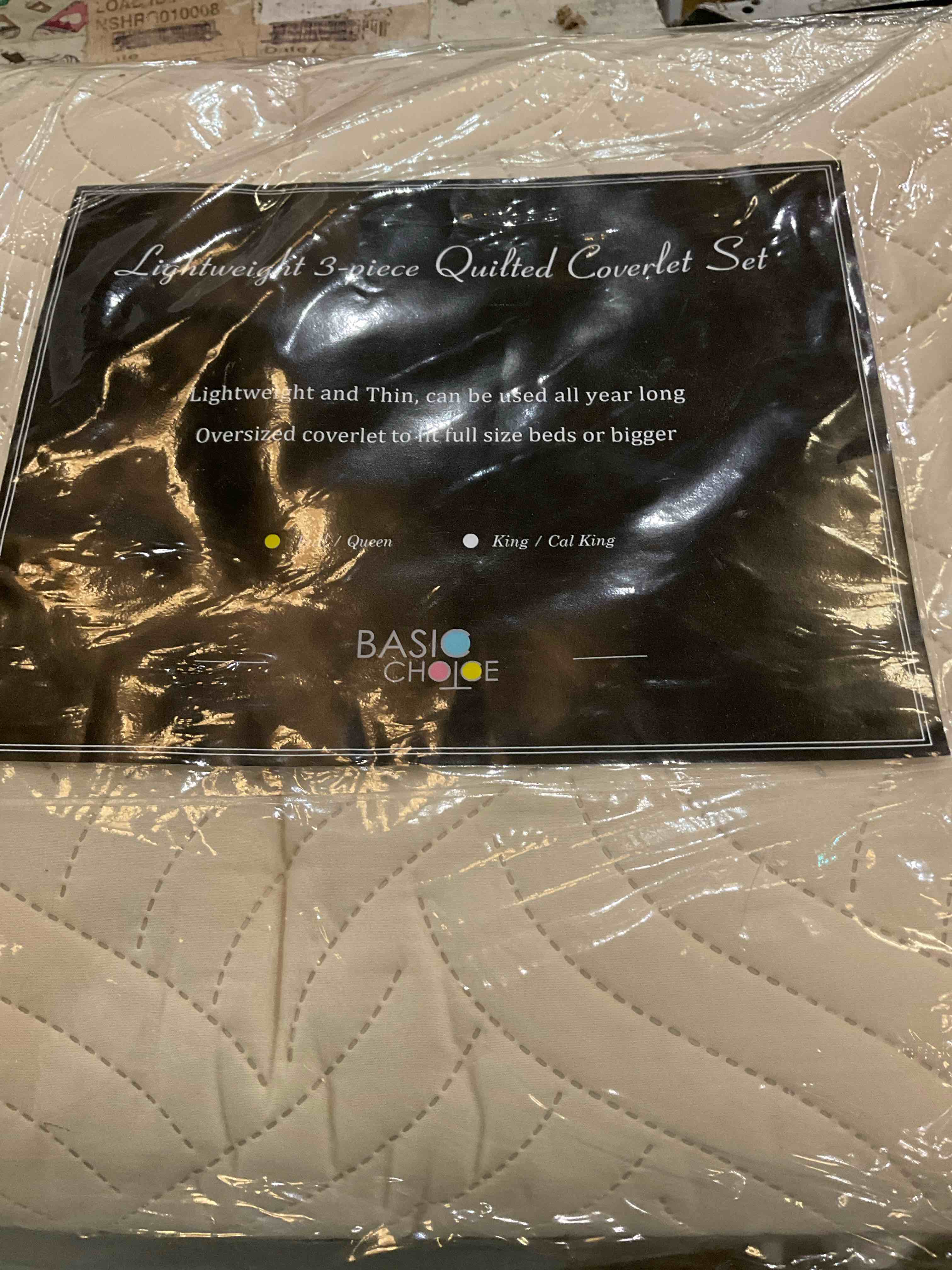 Luxe Bedding 3-Piece Oversized Quilted Bedspread Coverlet Set (Full/Queen, Wave/Beige)