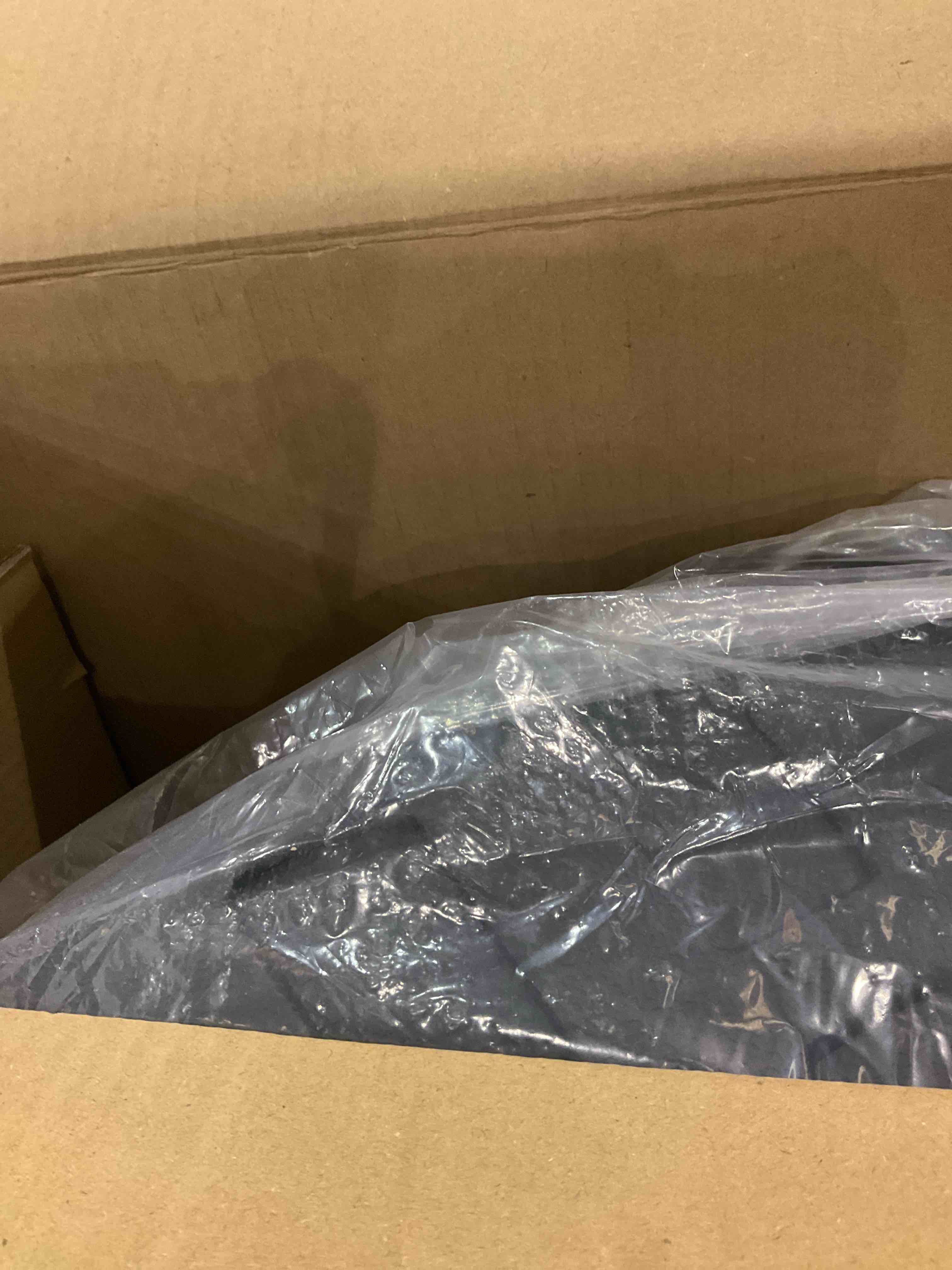 https://s3.amazonaws.com/lotting-images-prod/bidfta/TEA2347662_1751370581061.jpeg