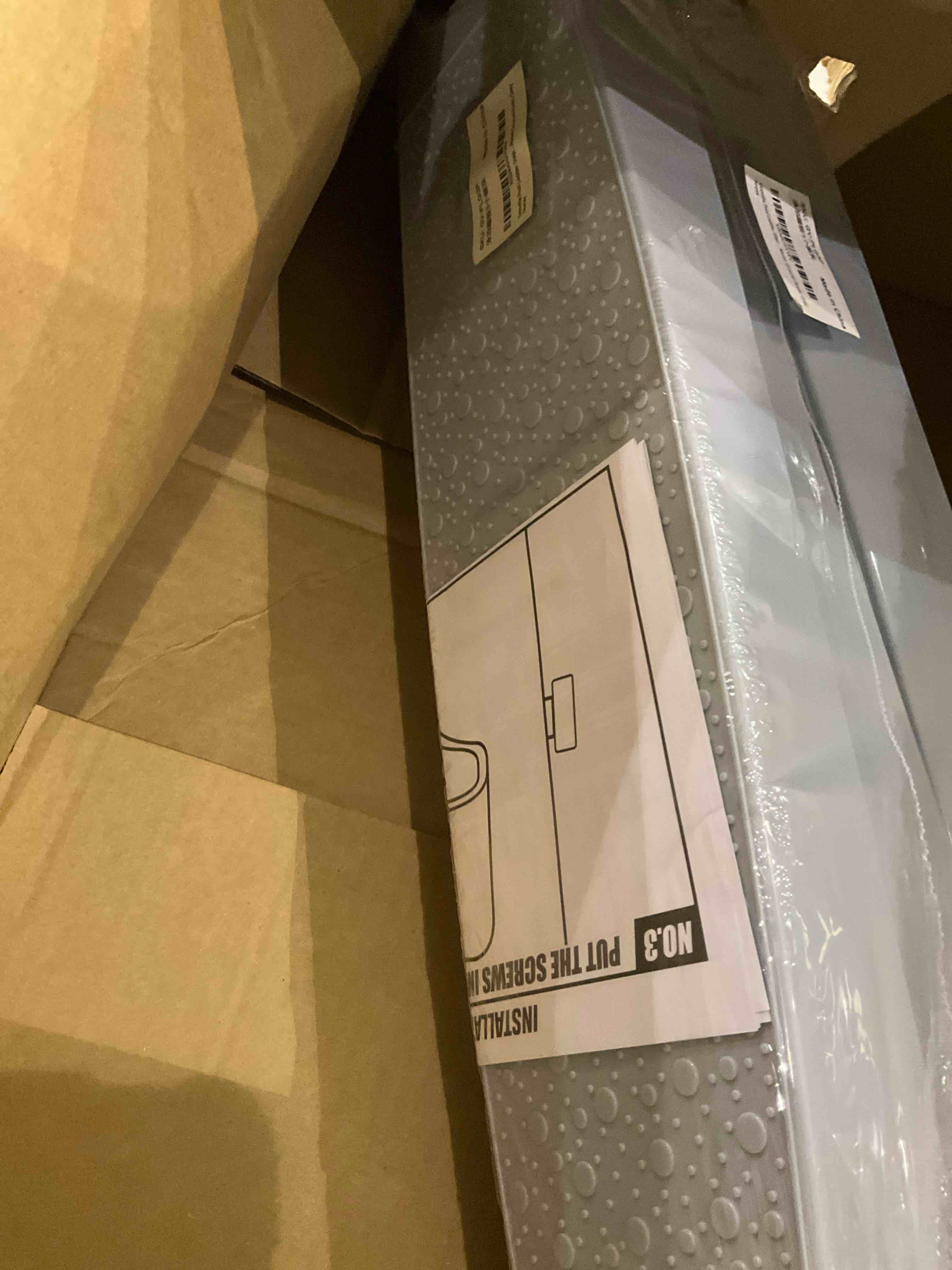 https://s3.amazonaws.com/lotting-images-prod/bidfta/TEA2347663_1751370697633.jpeg