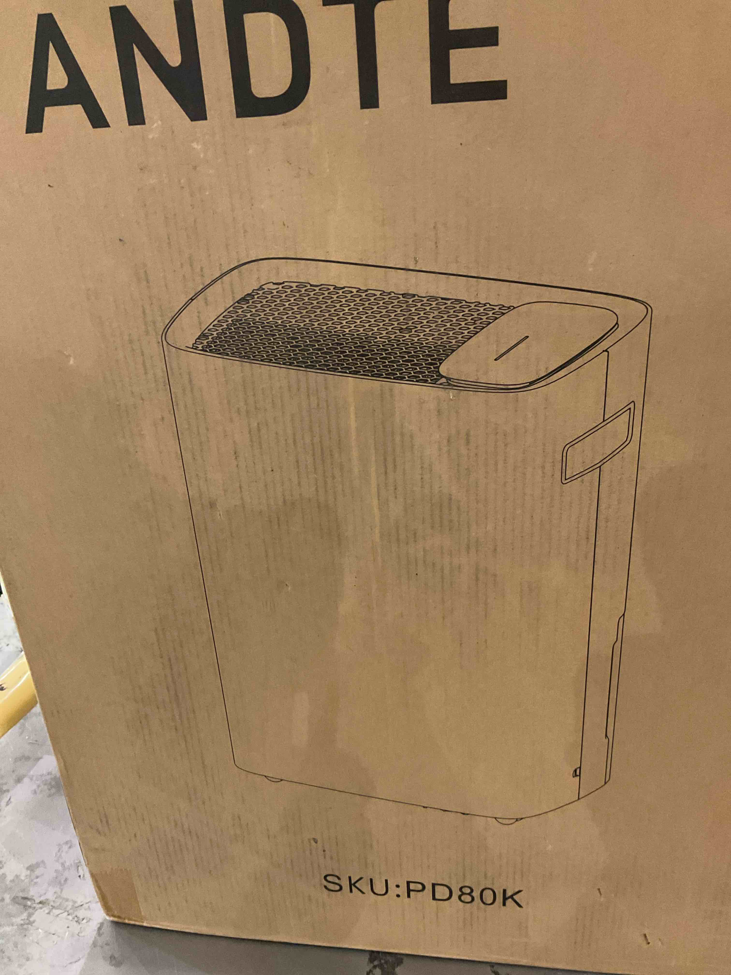 https://s3.amazonaws.com/lotting-images-prod/bidfta/TEA2347837_1751381258876.jpeg