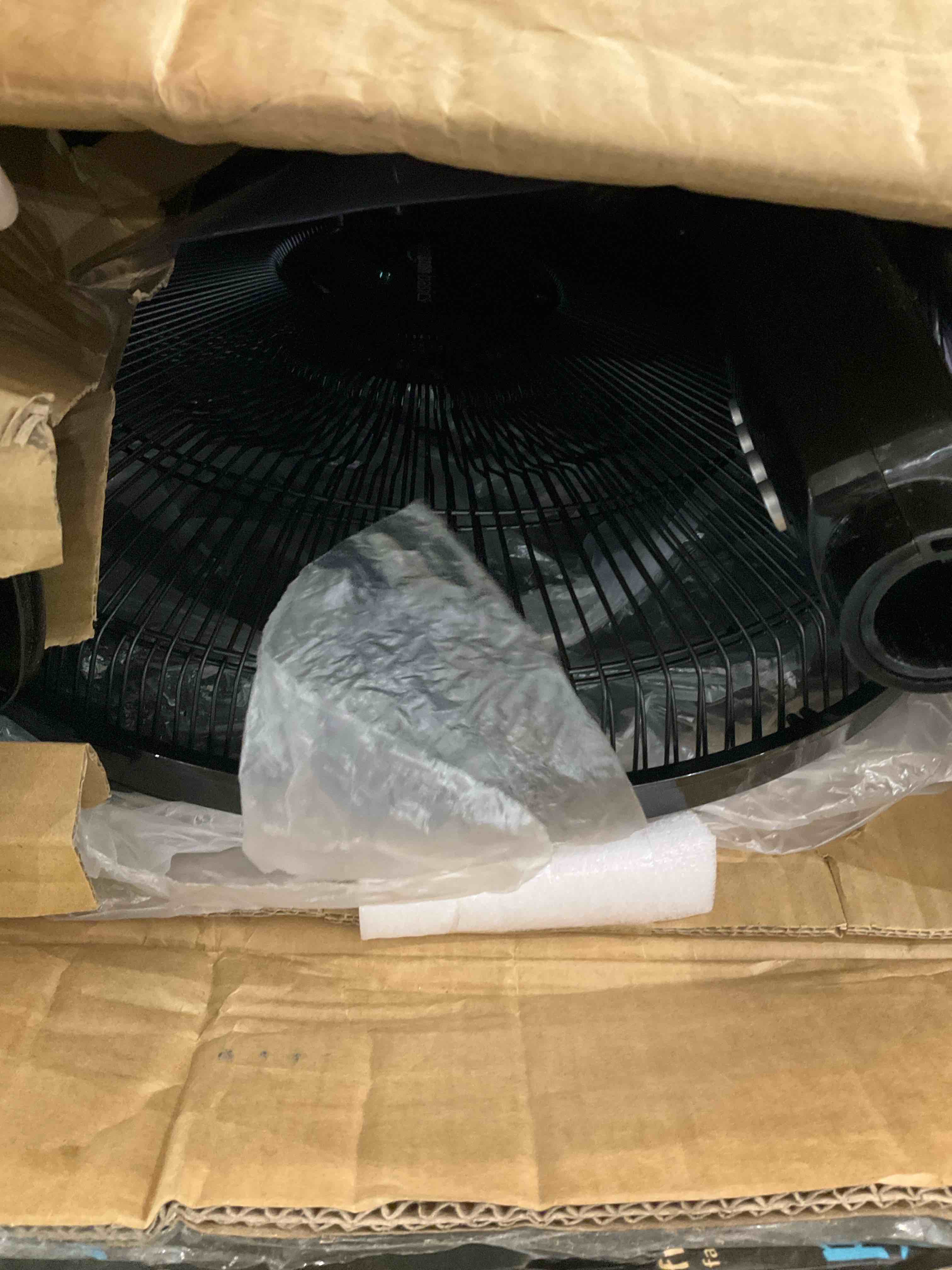 https://s3.amazonaws.com/lotting-images-prod/bidfta/TEA2348024_1751390651651.jpeg