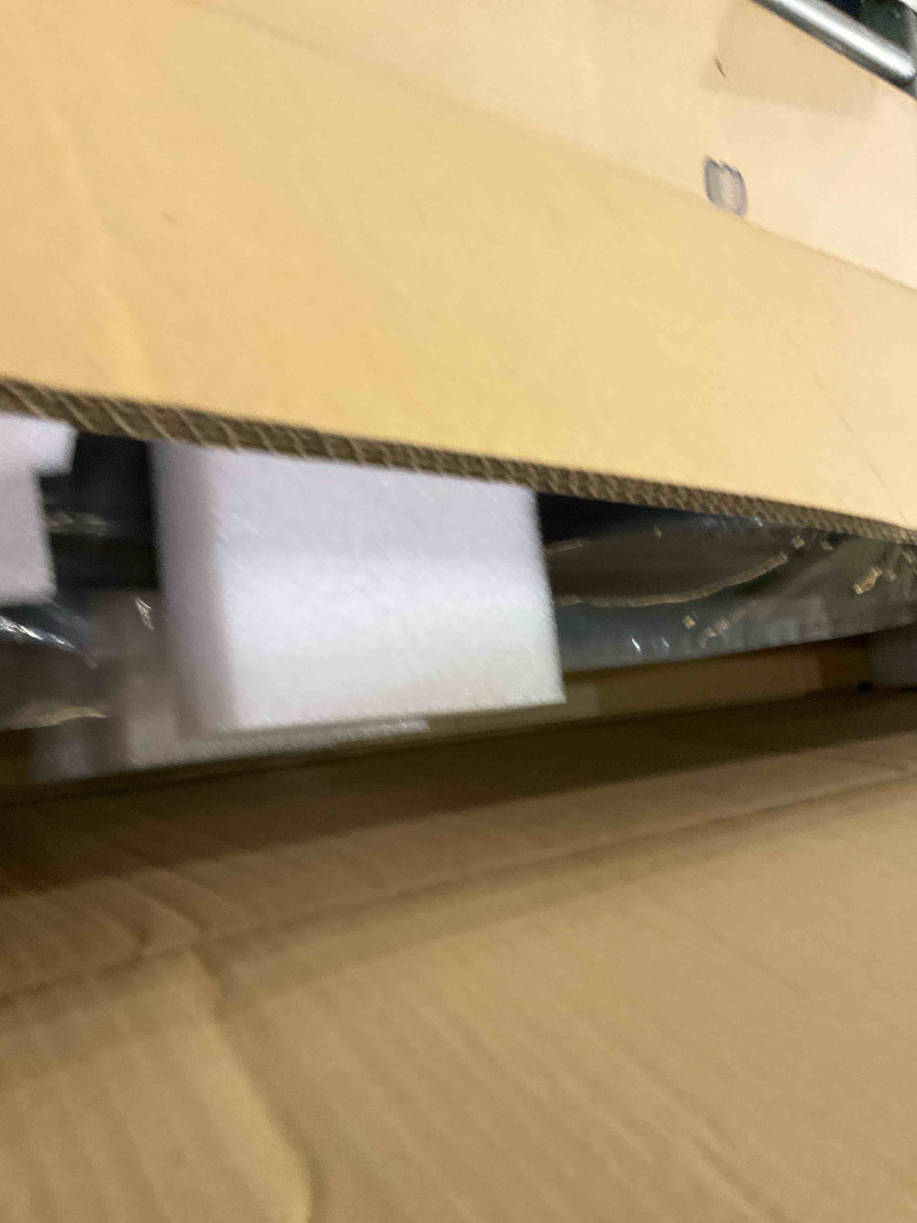https://s3.amazonaws.com/lotting-images-prod/bidfta/TEA2348140_1751389710731.jpeg