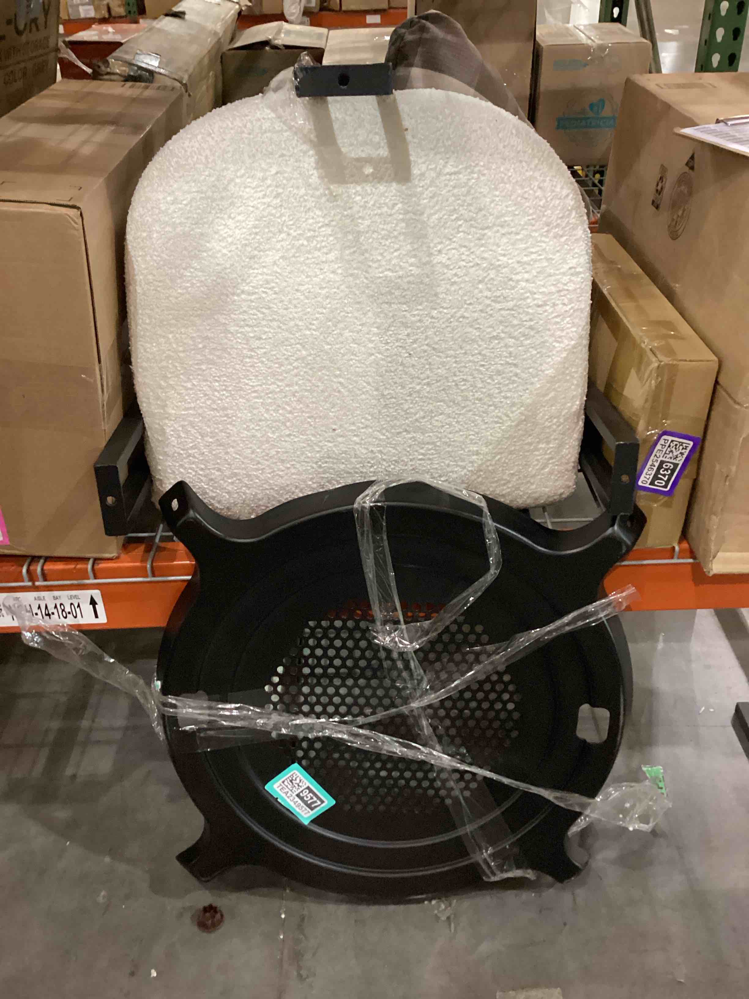 https://s3.amazonaws.com/lotting-images-prod/bidfta/TEA2349577_1752673016596.jpeg