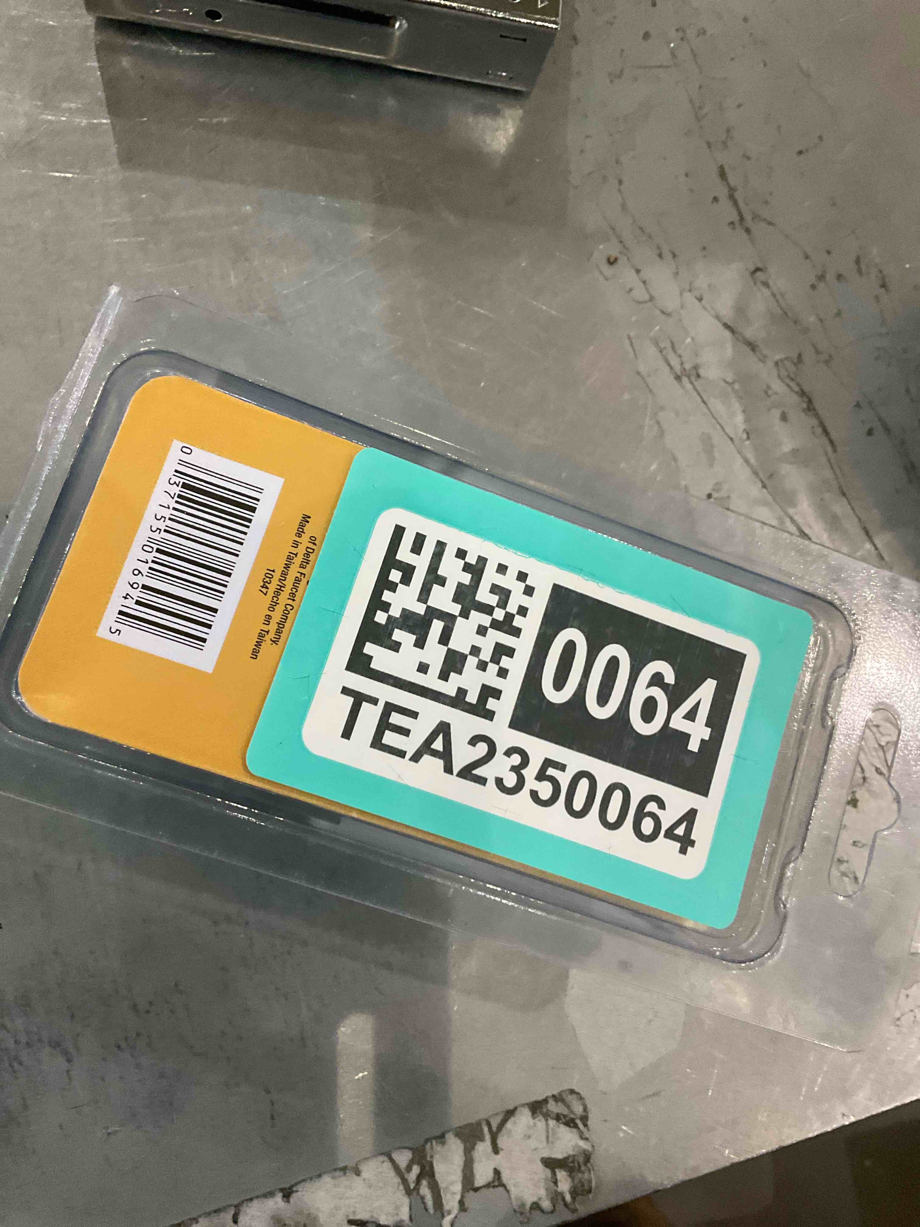 https://s3.amazonaws.com/lotting-images-prod/bidfta/TEA2350064_1750679243608.jpeg
