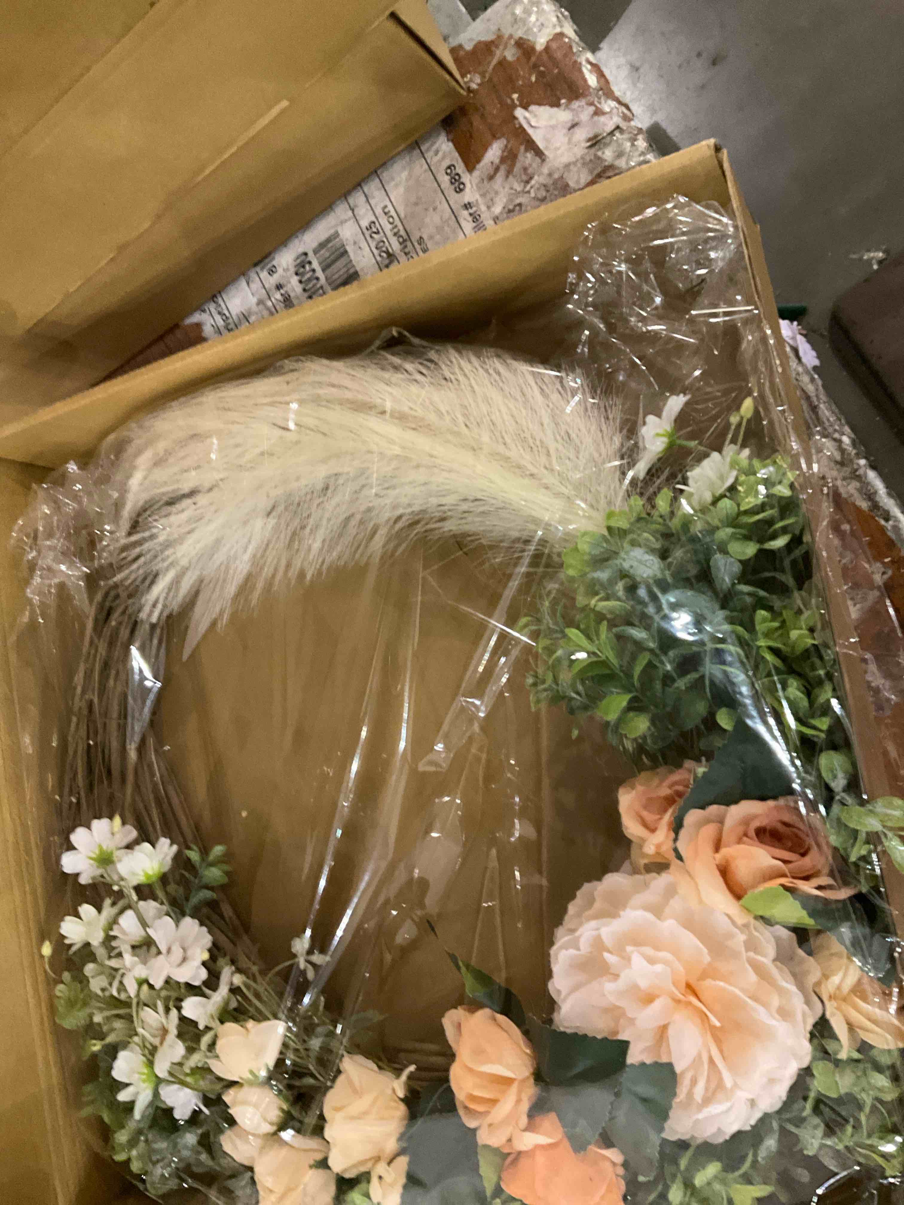 Decorative Front Door Wreath - 20" Rattan Base with Silk Flowers and Pampas Grass, Elegant Year-Round Greenery Wreaths for Front Door, Spring & Summer Decorations, All Season Indoor/Outdoor