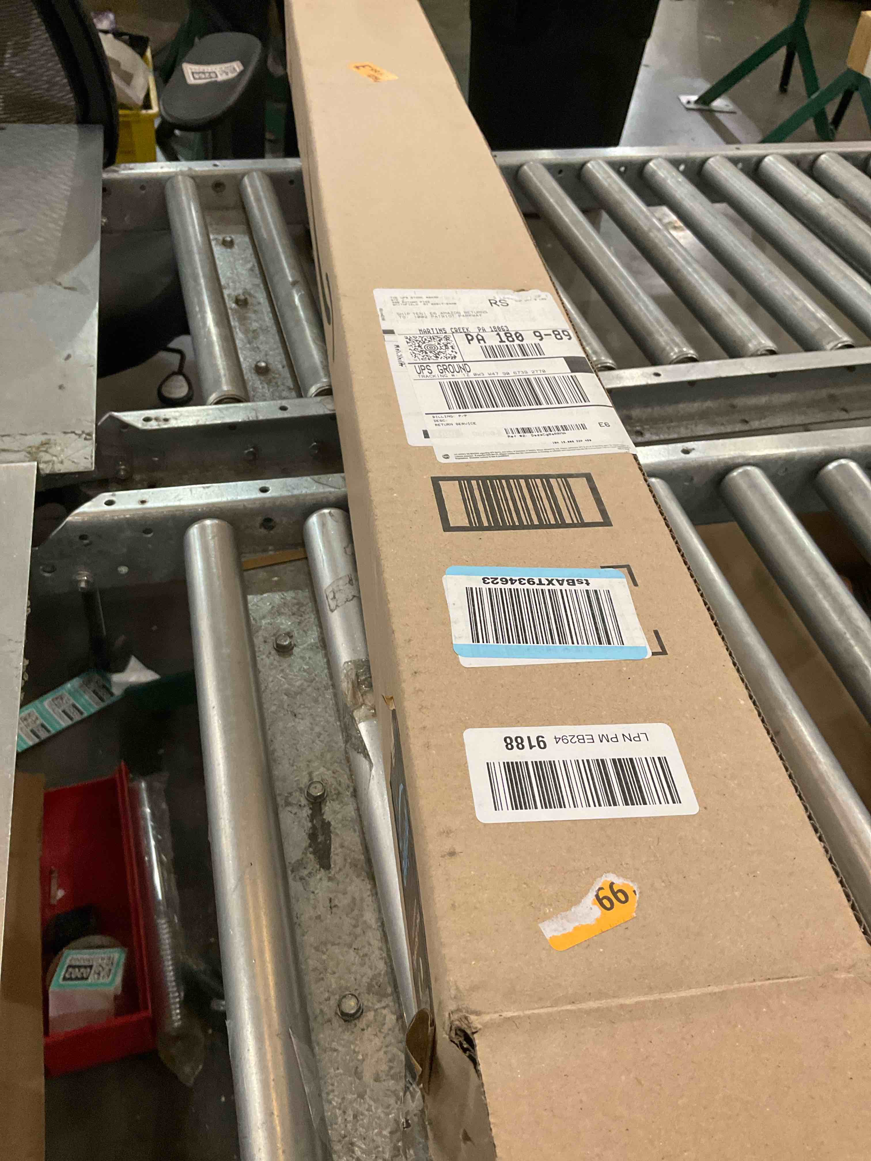 https://s3.amazonaws.com/lotting-images-prod/bidfta/TEA2350314_1750863876497.jpeg