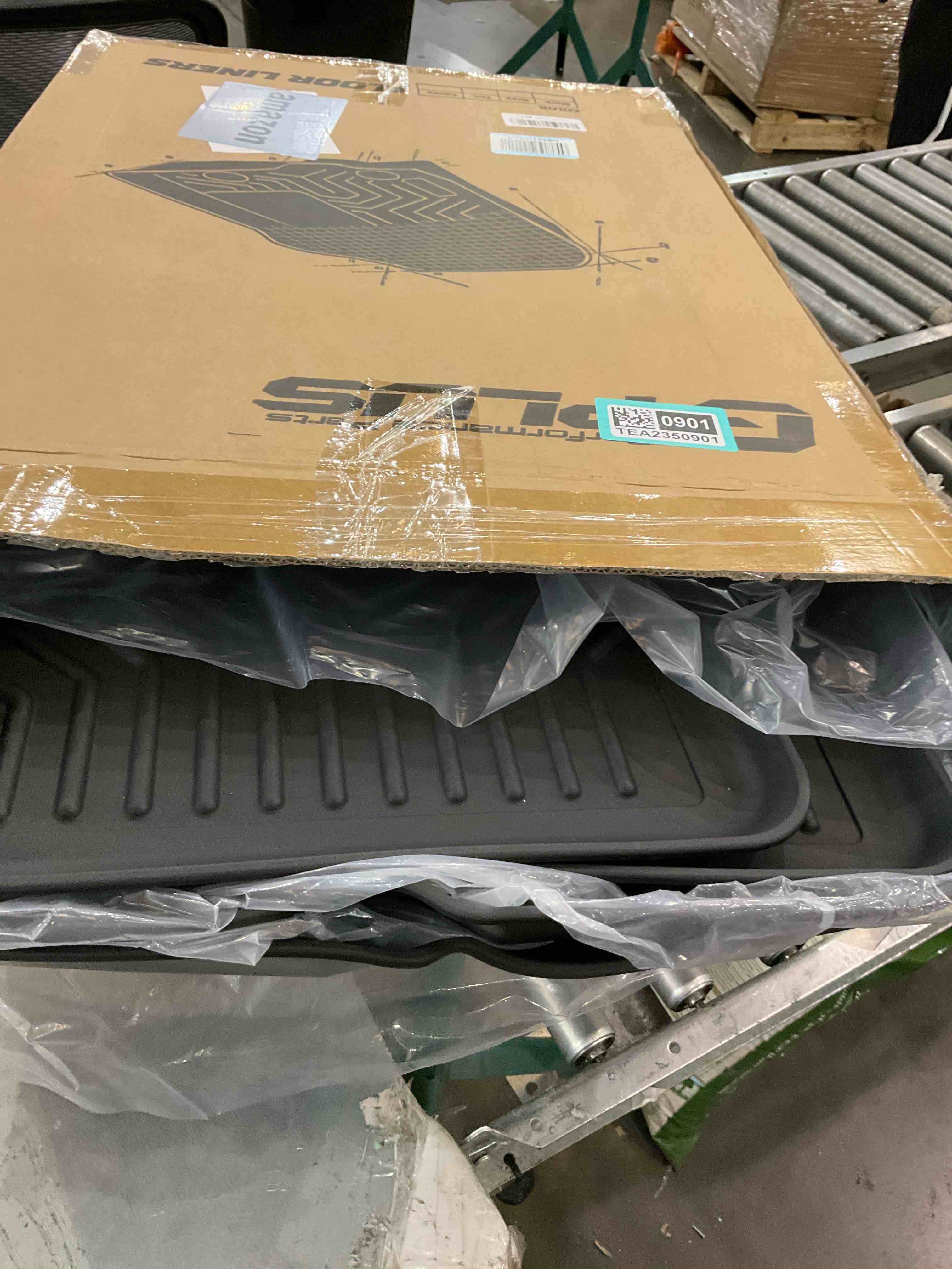 https://s3.amazonaws.com/lotting-images-prod/bidfta/TEA2350901_1750773527466.jpeg