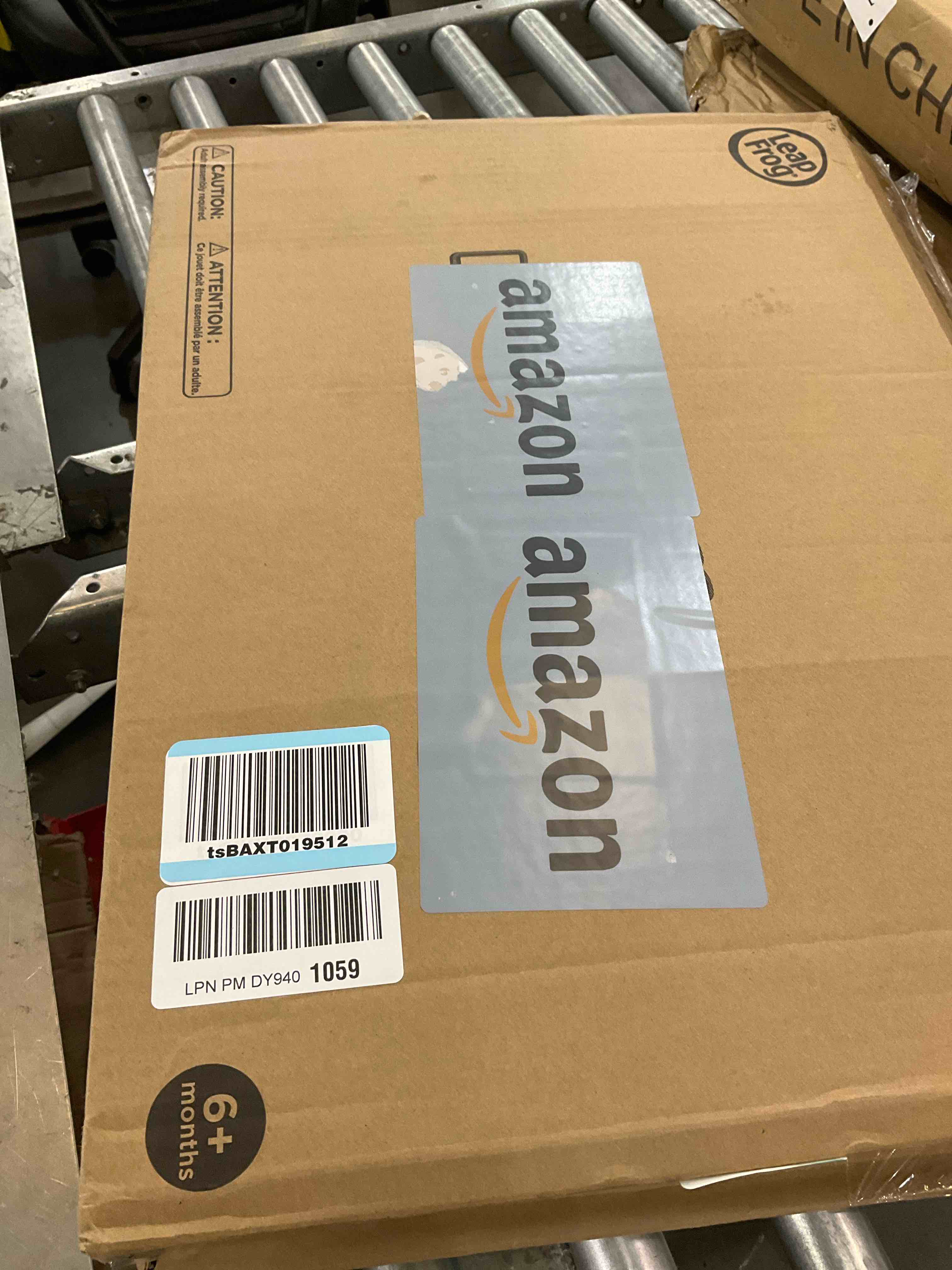 https://s3.amazonaws.com/lotting-images-prod/bidfta/TEA2351003_1750778678592.jpeg