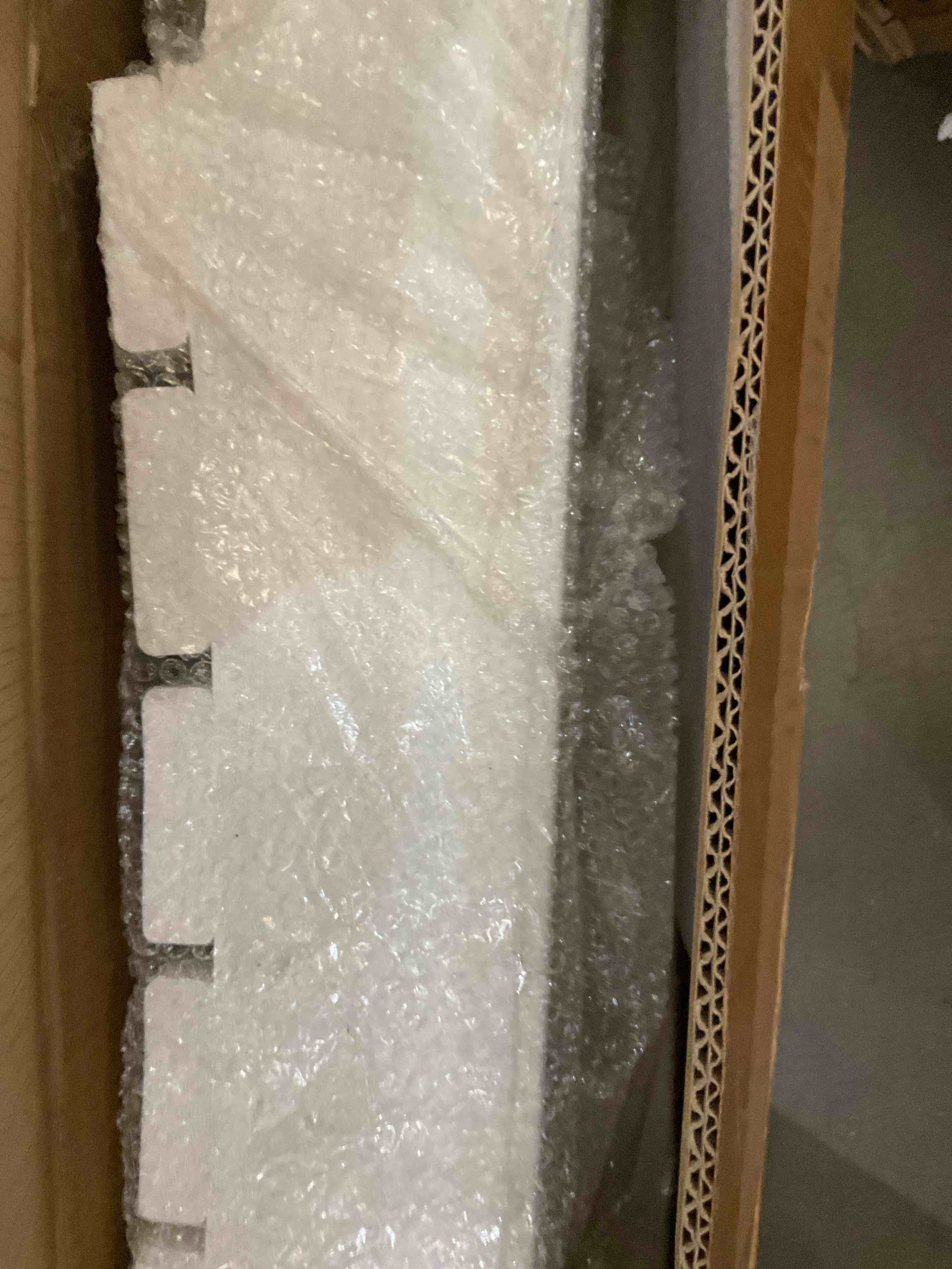 https://s3.amazonaws.com/lotting-images-prod/bidfta/TEA2351089_1750786553563.jpeg