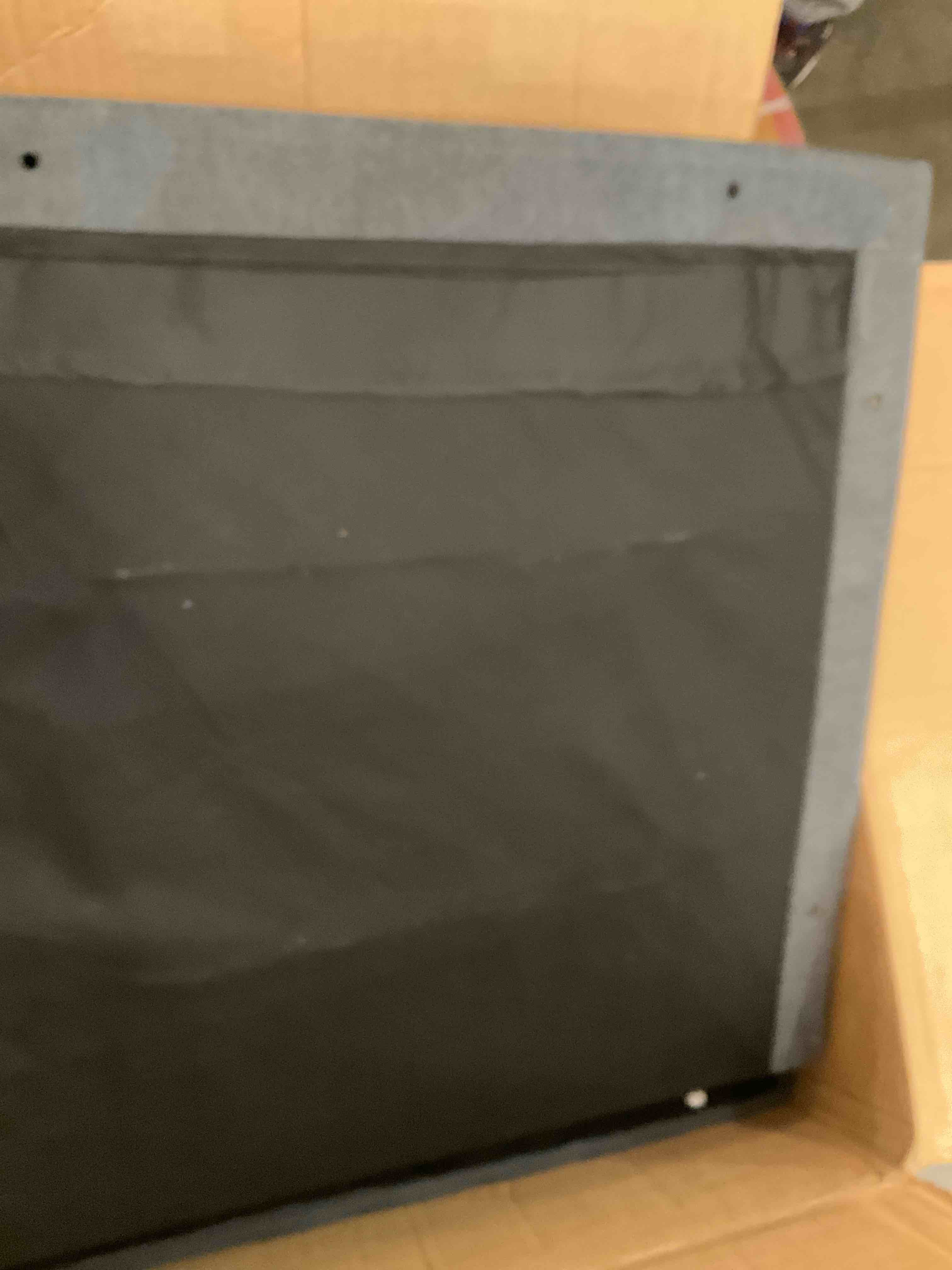 https://s3.amazonaws.com/lotting-images-prod/bidfta/TEA2351101_1750789697580.jpeg