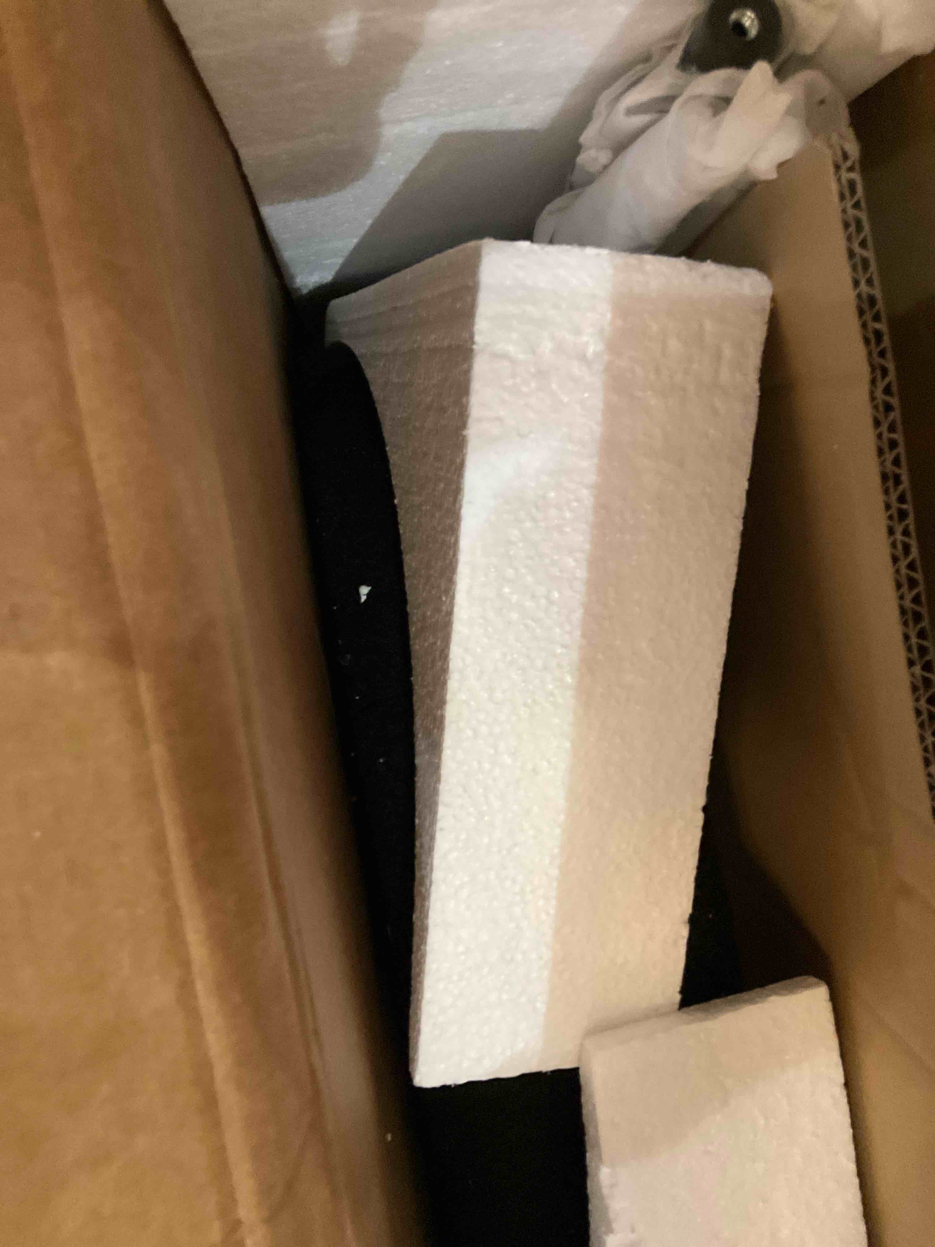 https://s3.amazonaws.com/lotting-images-prod/bidfta/TEA2351245_1750866071426.jpeg