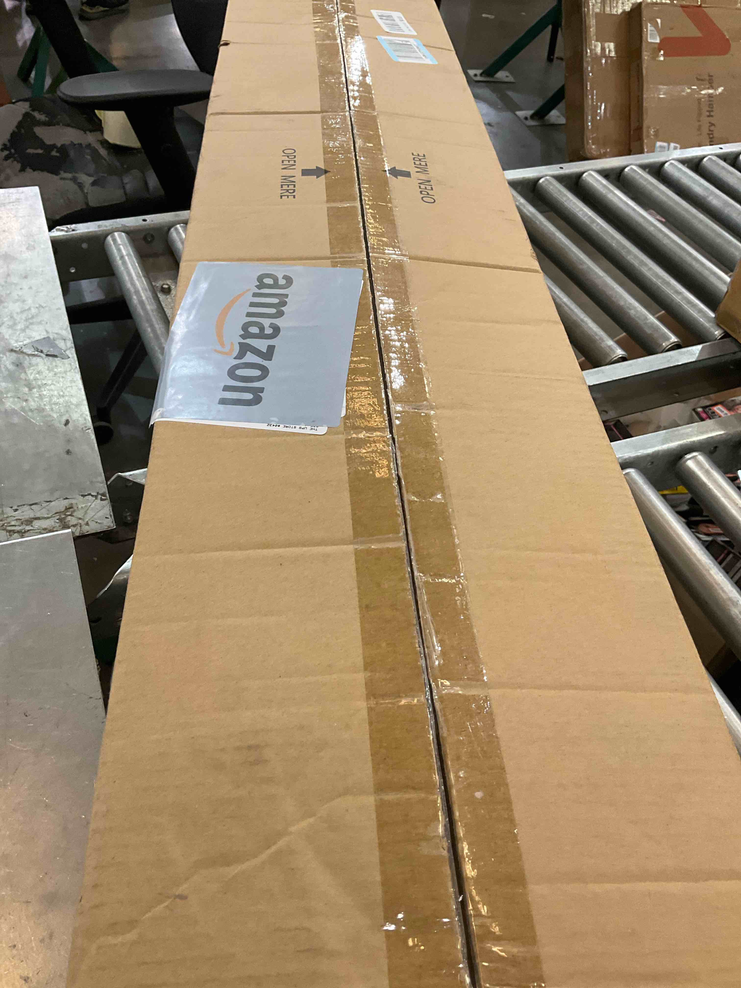 https://s3.amazonaws.com/lotting-images-prod/bidfta/TEA2351370_1750790131469.jpeg