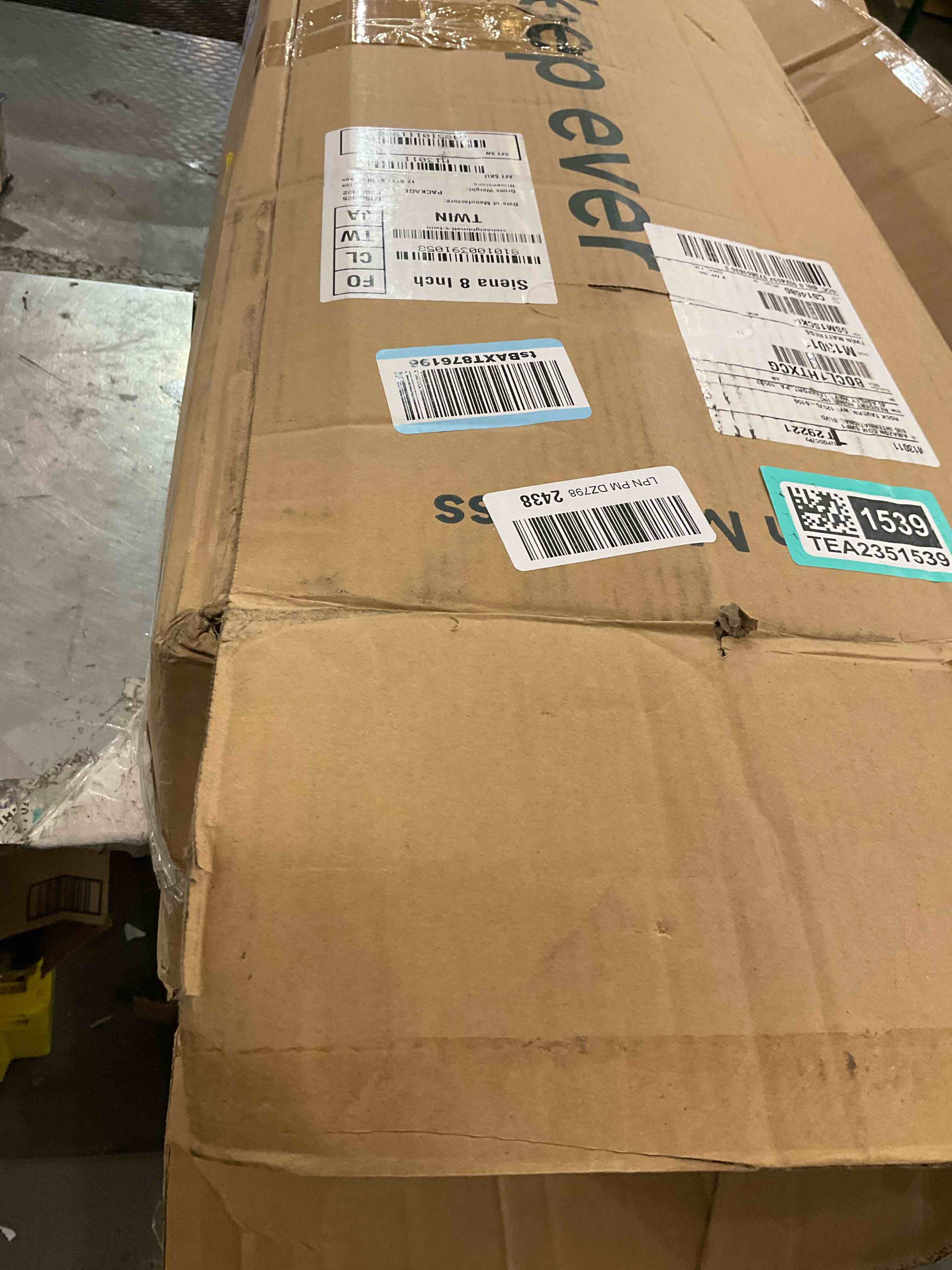https://s3.amazonaws.com/lotting-images-prod/bidfta/TEA2351539_1750863591901.jpeg