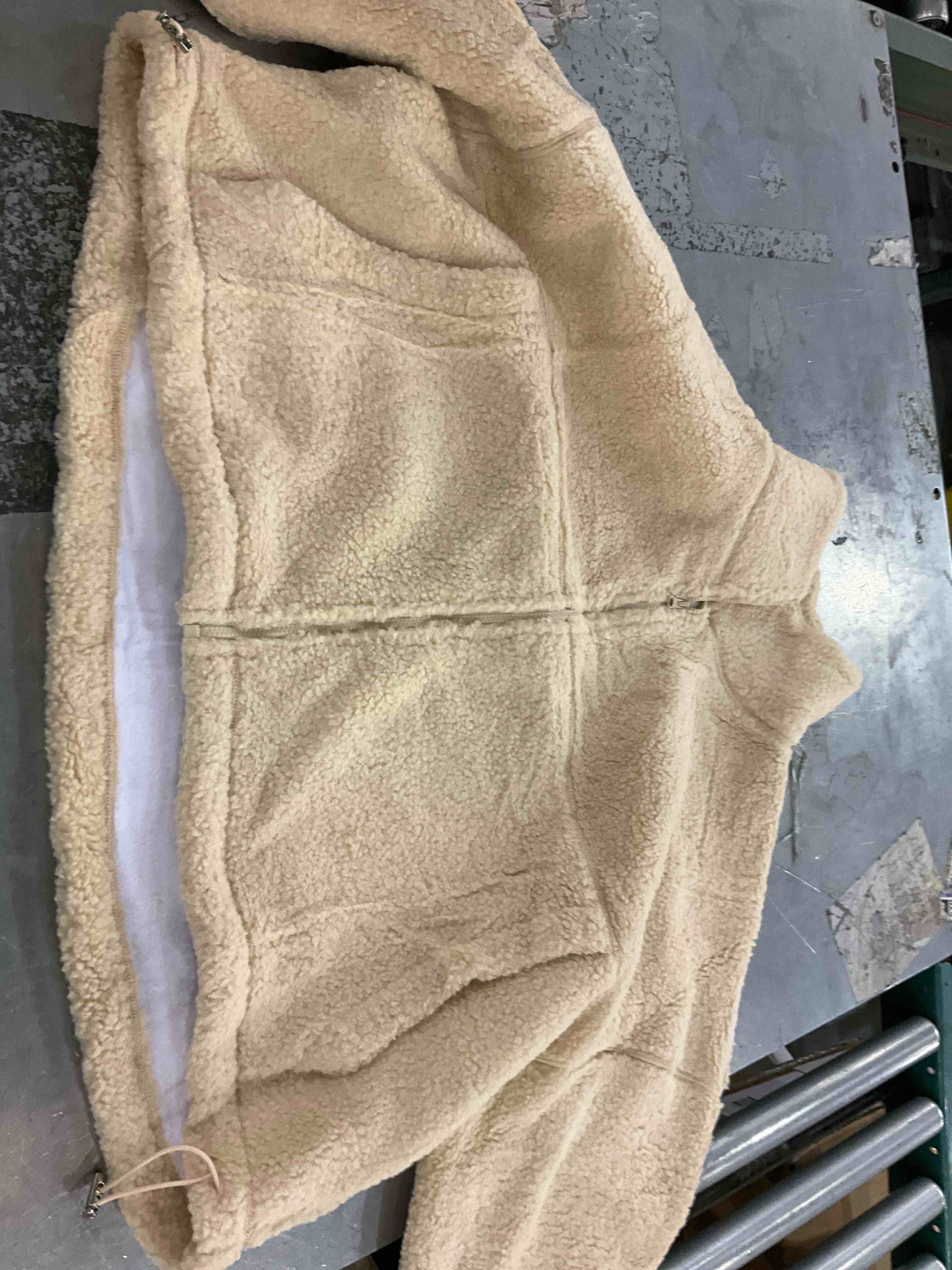 Her Gym Clothing Sherpa crop jacket 