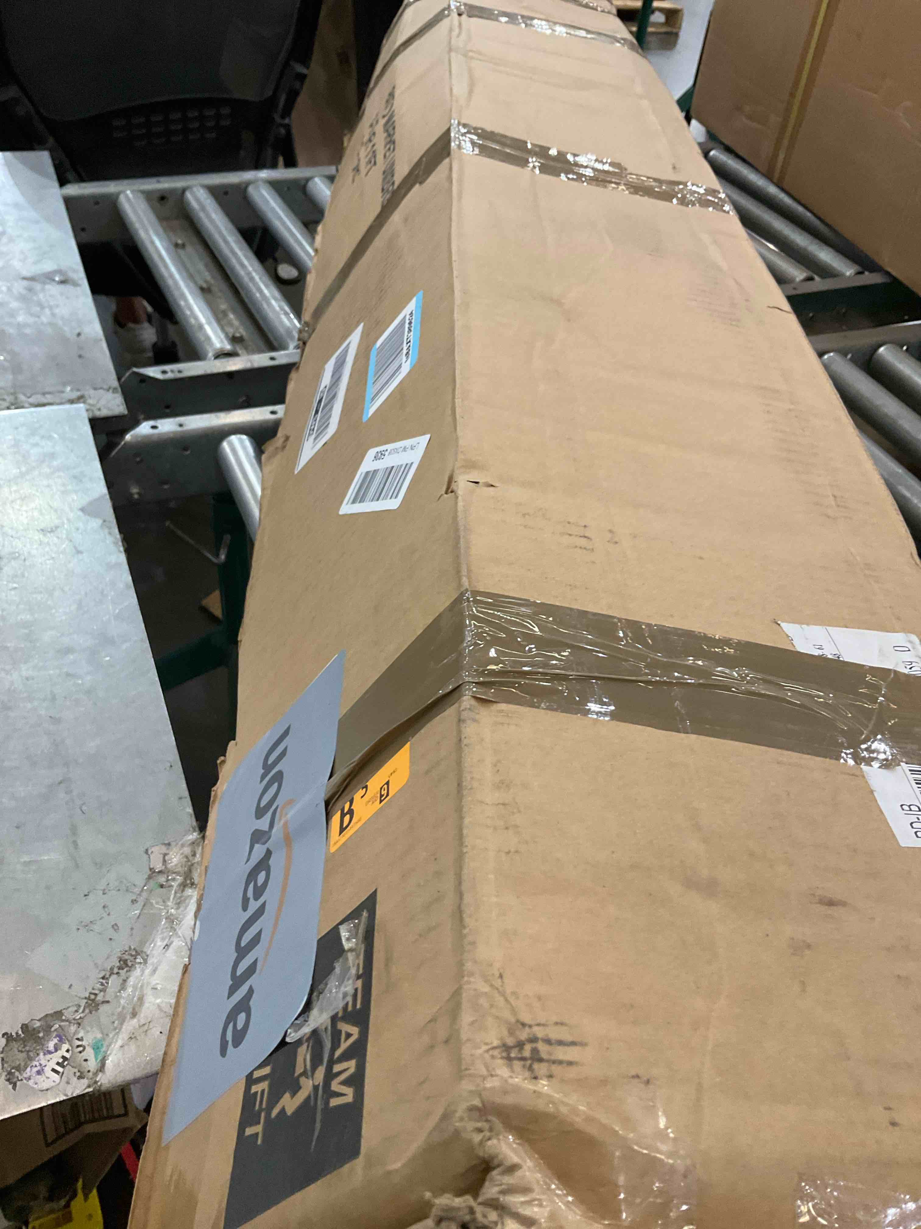https://s3.amazonaws.com/lotting-images-prod/bidfta/TEA2351917_1750964591436.jpeg