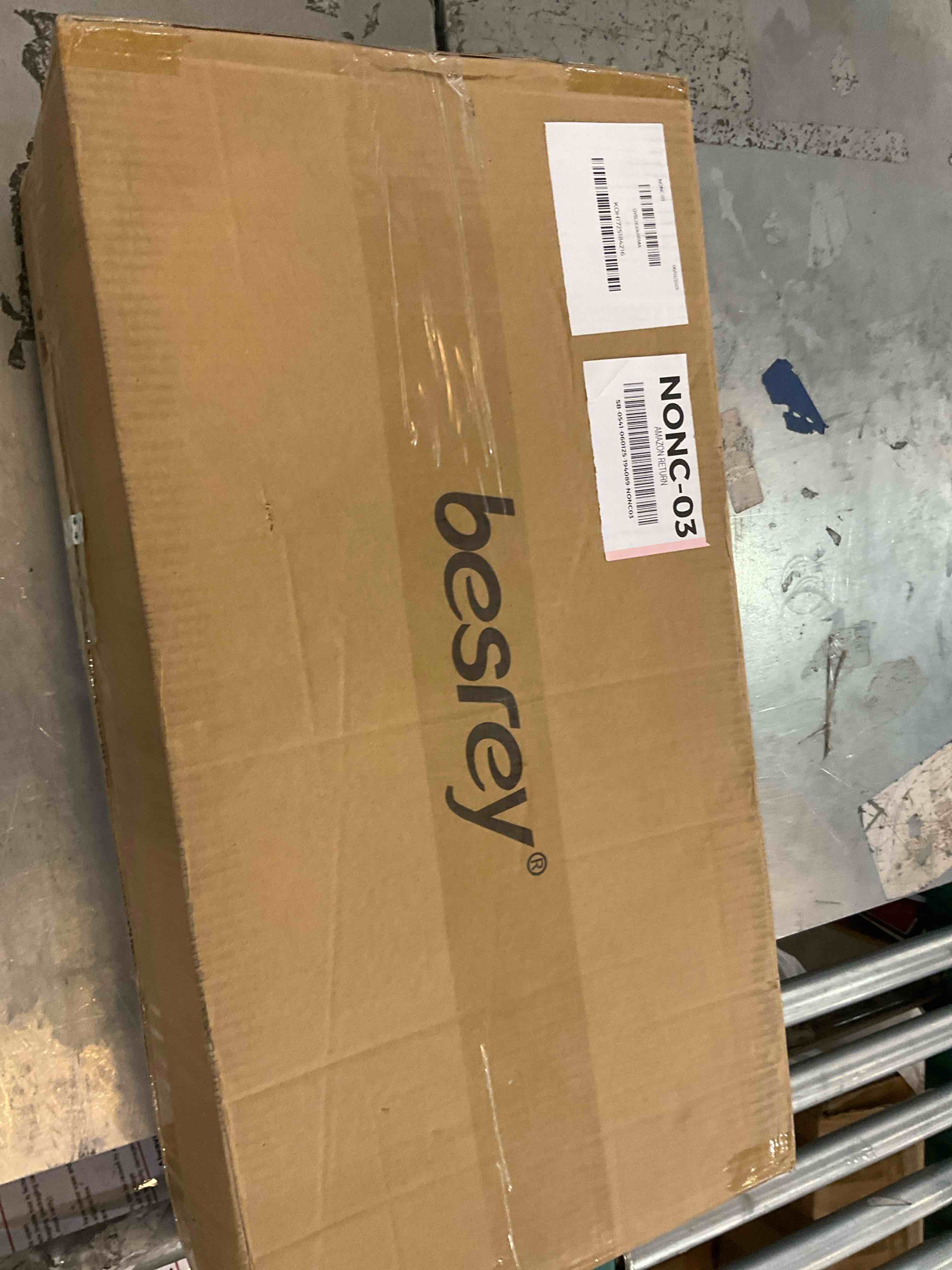 https://s3.amazonaws.com/lotting-images-prod/bidfta/TEA2352154_1751038862225.jpeg