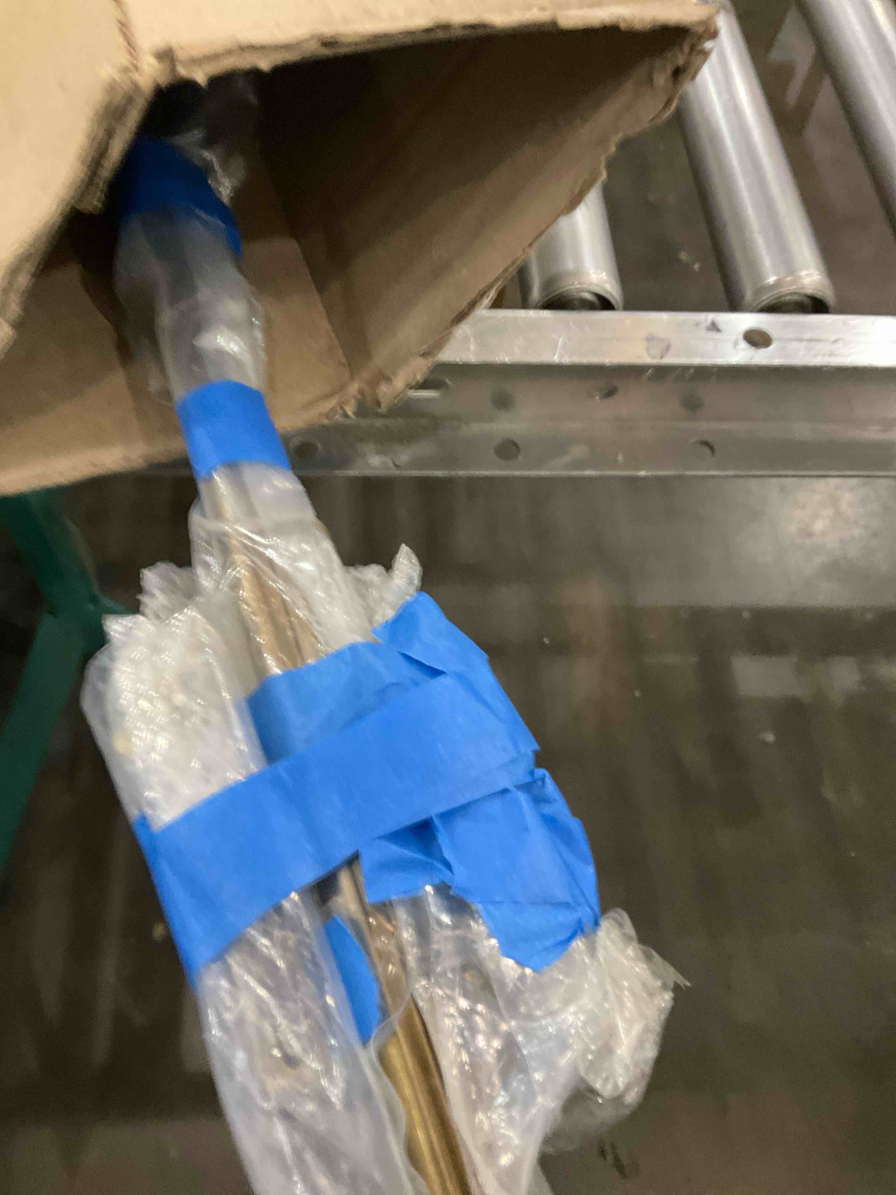 https://s3.amazonaws.com/lotting-images-prod/bidfta/TEA2352361_1751035352997.jpeg