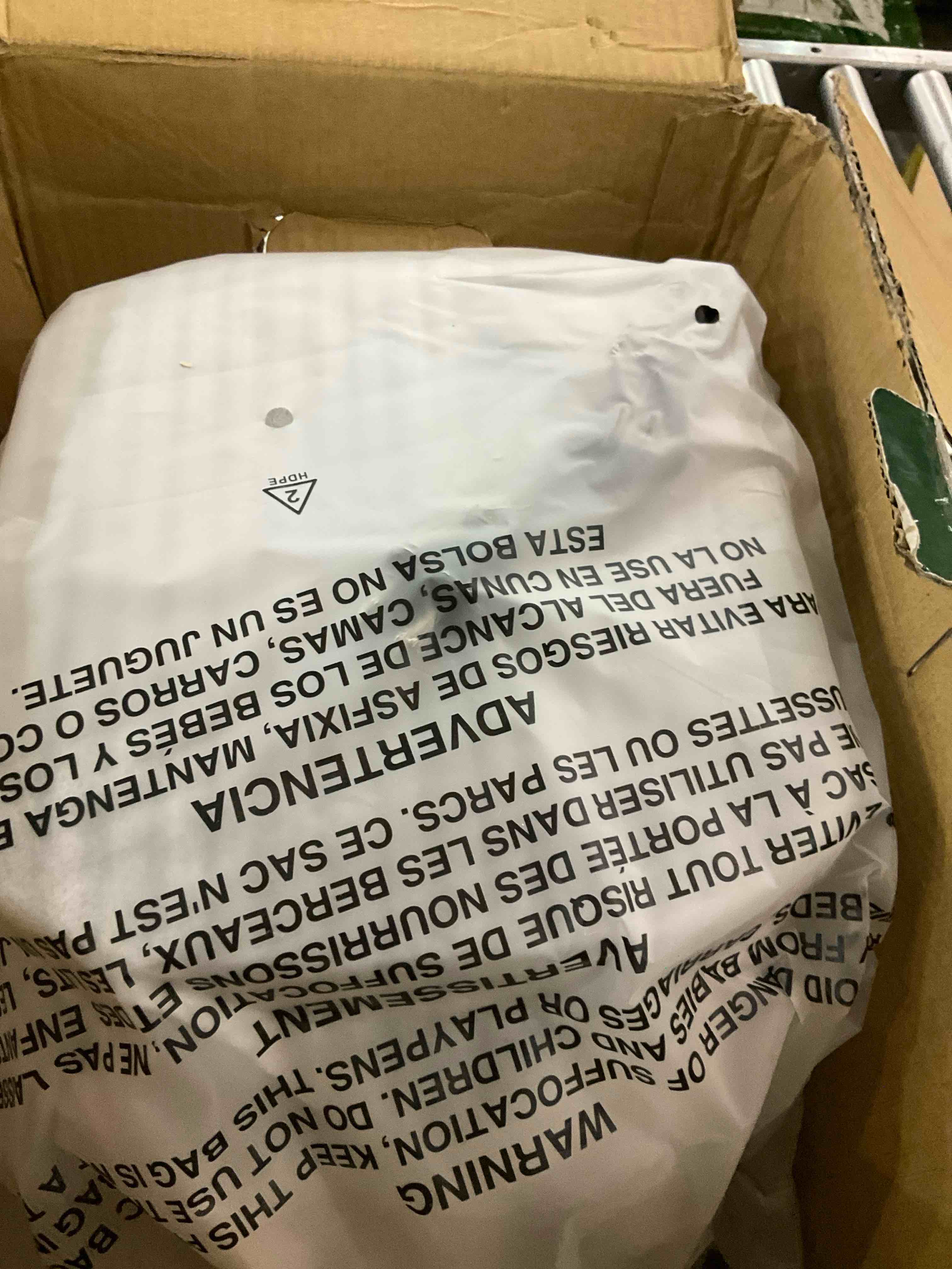 https://s3.amazonaws.com/lotting-images-prod/bidfta/TEA2352567_1751286989748.jpeg