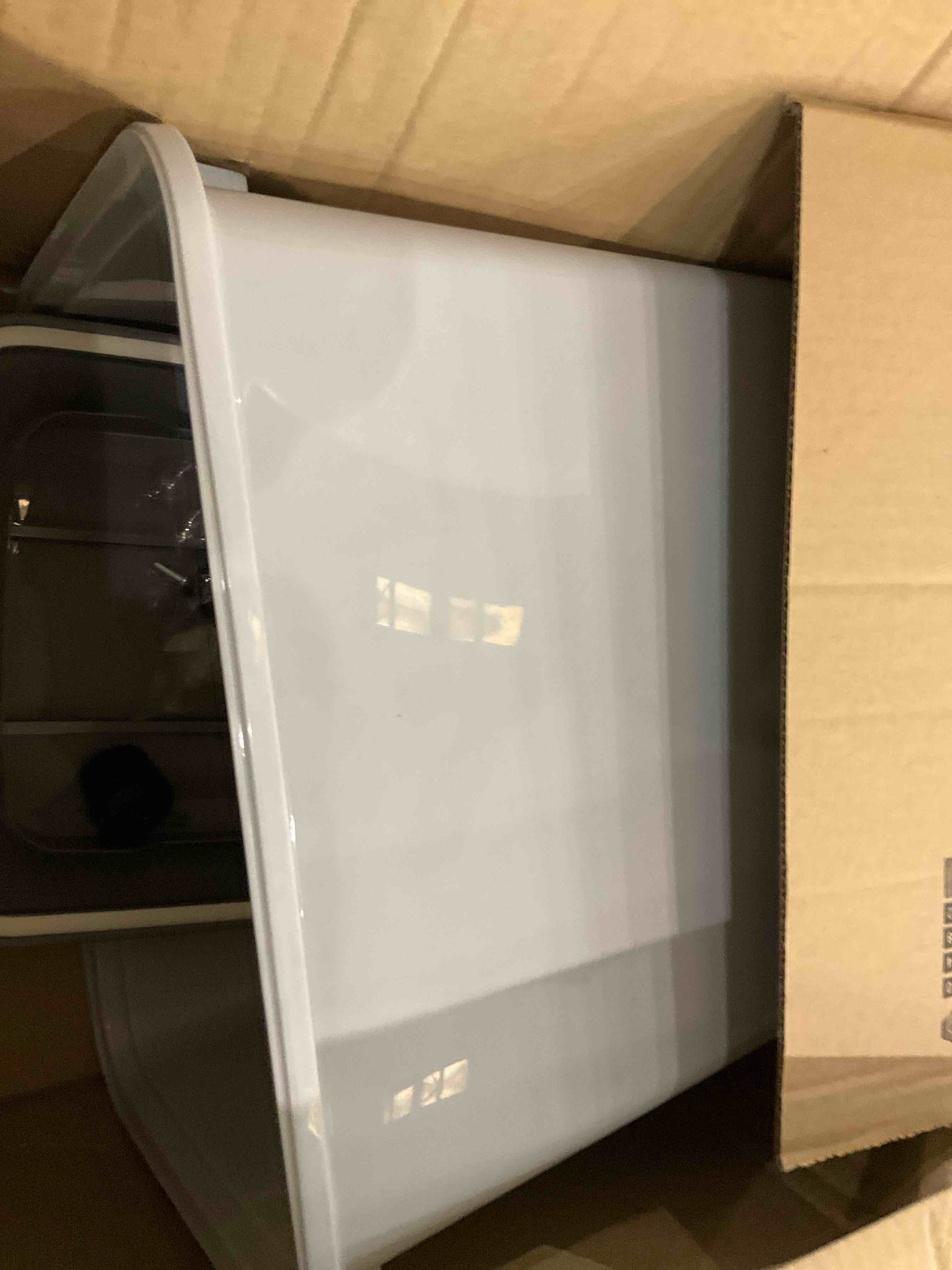 https://s3.amazonaws.com/lotting-images-prod/bidfta/TEA2352666_1751286750195.jpeg