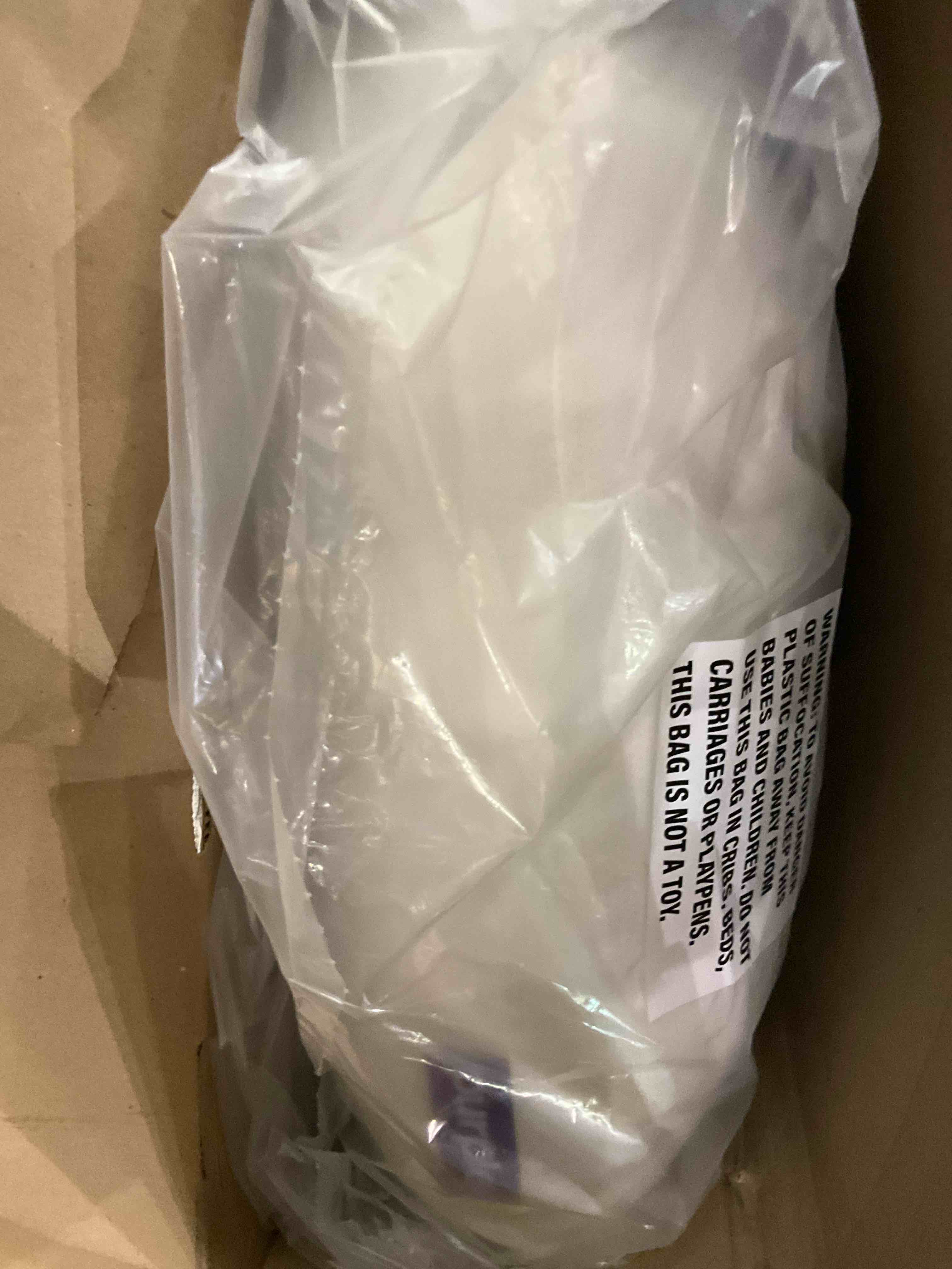 https://s3.amazonaws.com/lotting-images-prod/bidfta/TEA2352829_1751292293207.jpeg